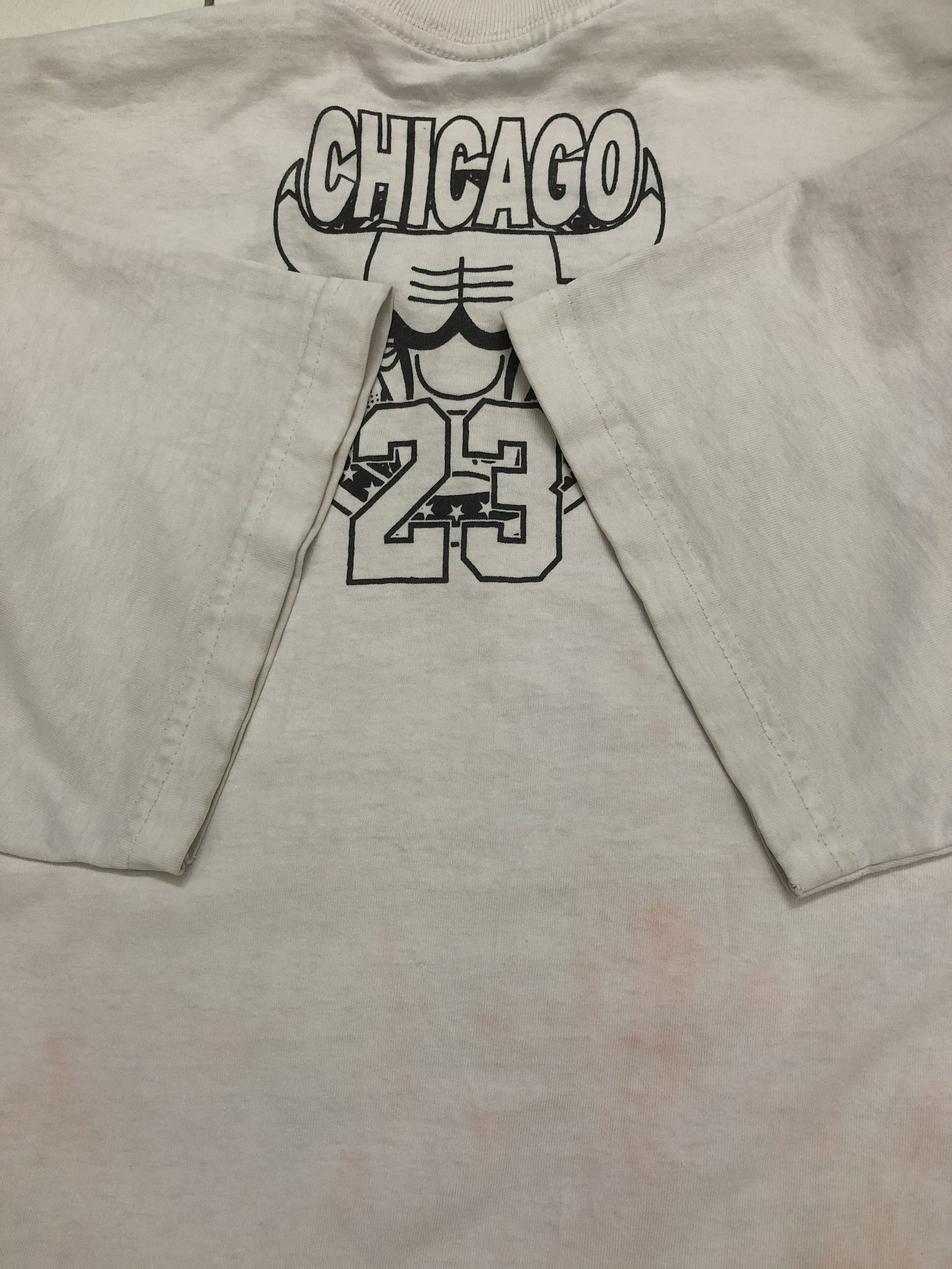 NBA Vintage Very Rare Distressed Chicago Bulls Jordan Tshirt Size US XL / EU 56 / 4 - 14 Thumbnail