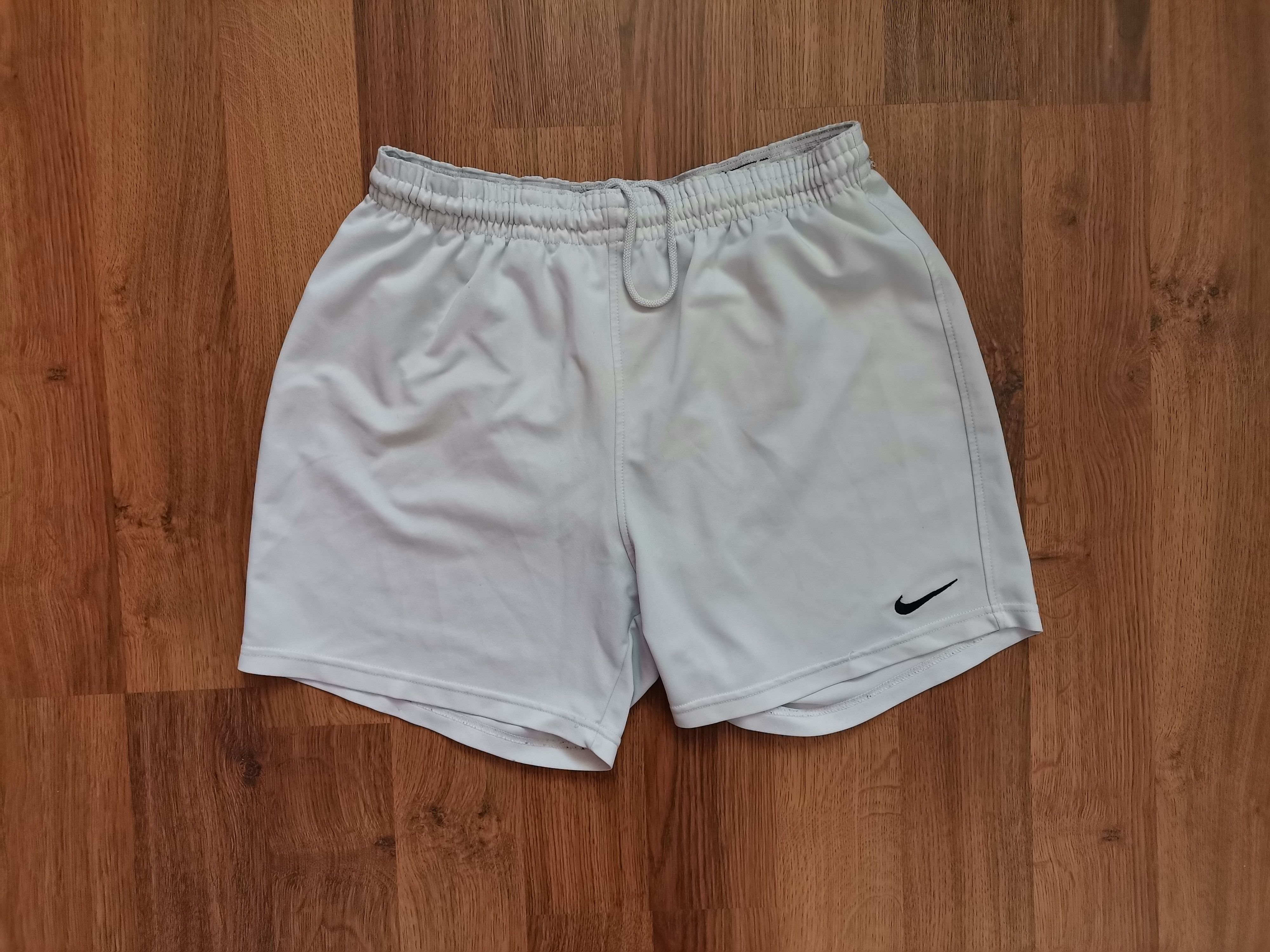 Nike Nike Shorts Size US 30 / EU 46 - 1 Thumbnail