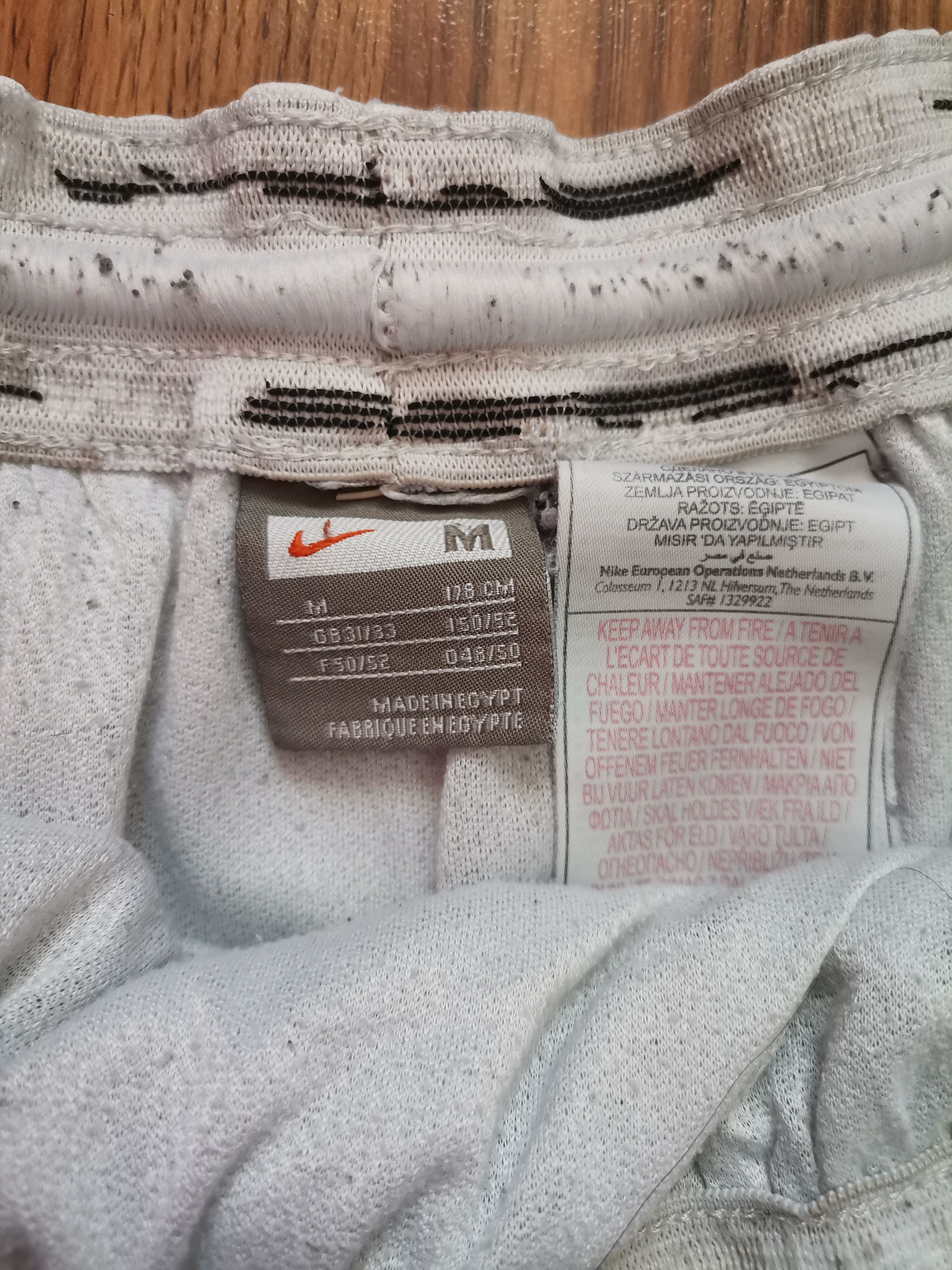Nike Nike Shorts Size US 30 / EU 46 - 3 Thumbnail