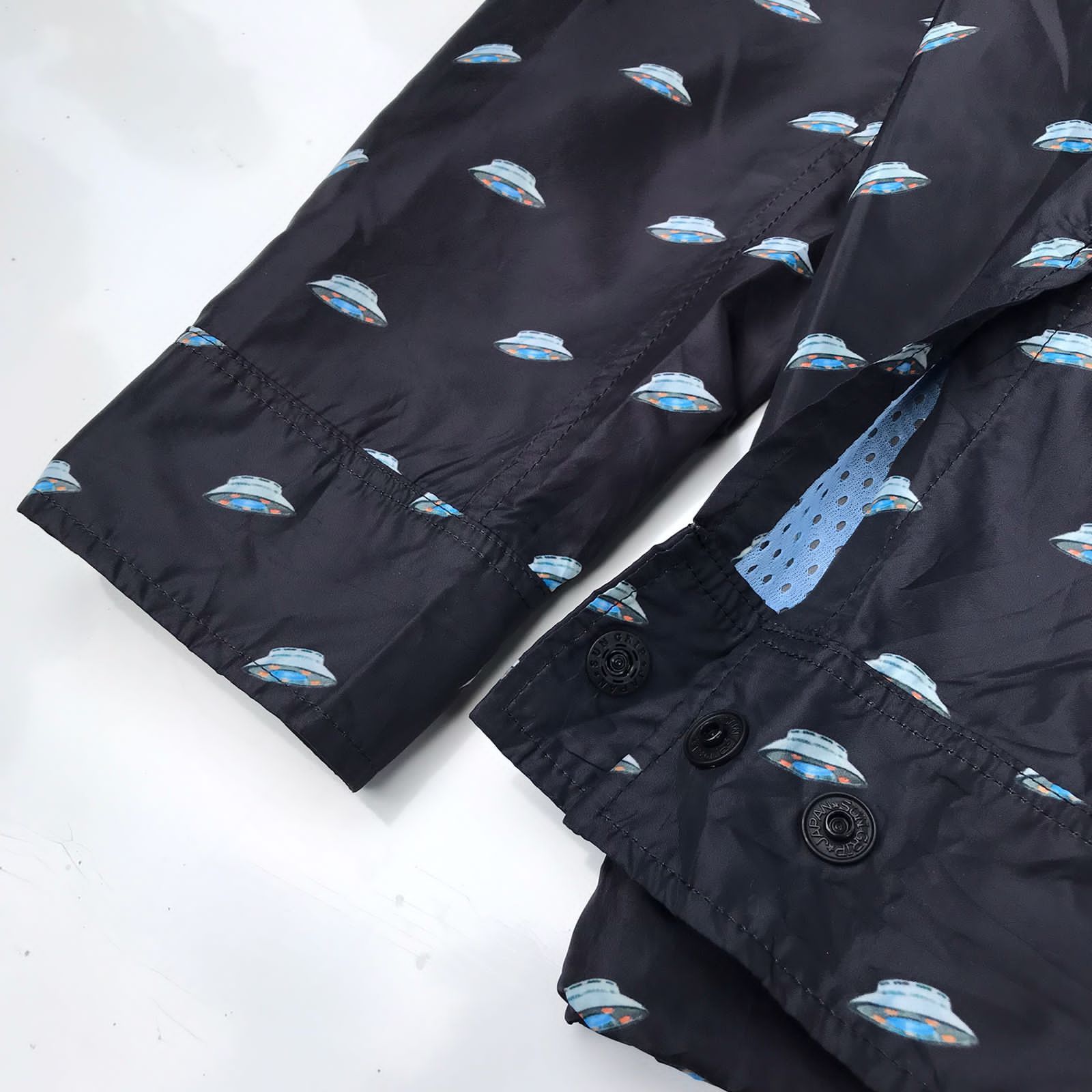 Undercover John Undercover Ufo Print Coach Jacket Size US L / EU 52-54 / 3 - 3 Thumbnail
