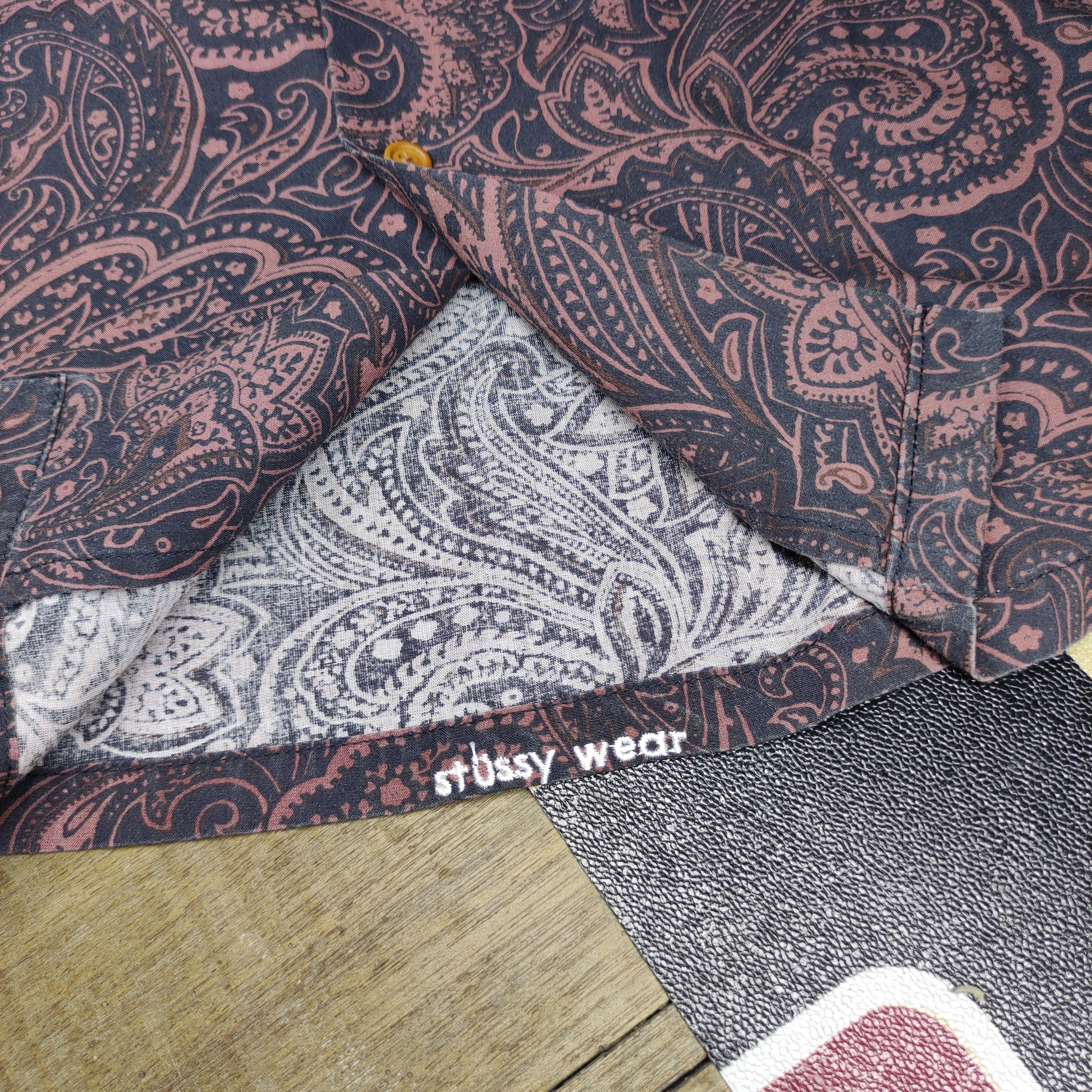 Stussy Rare Stussy x Luguna Beach,CA Bandana Shirt Button Up Size US M / EU 48-50 / 2 - 12 Thumbnail