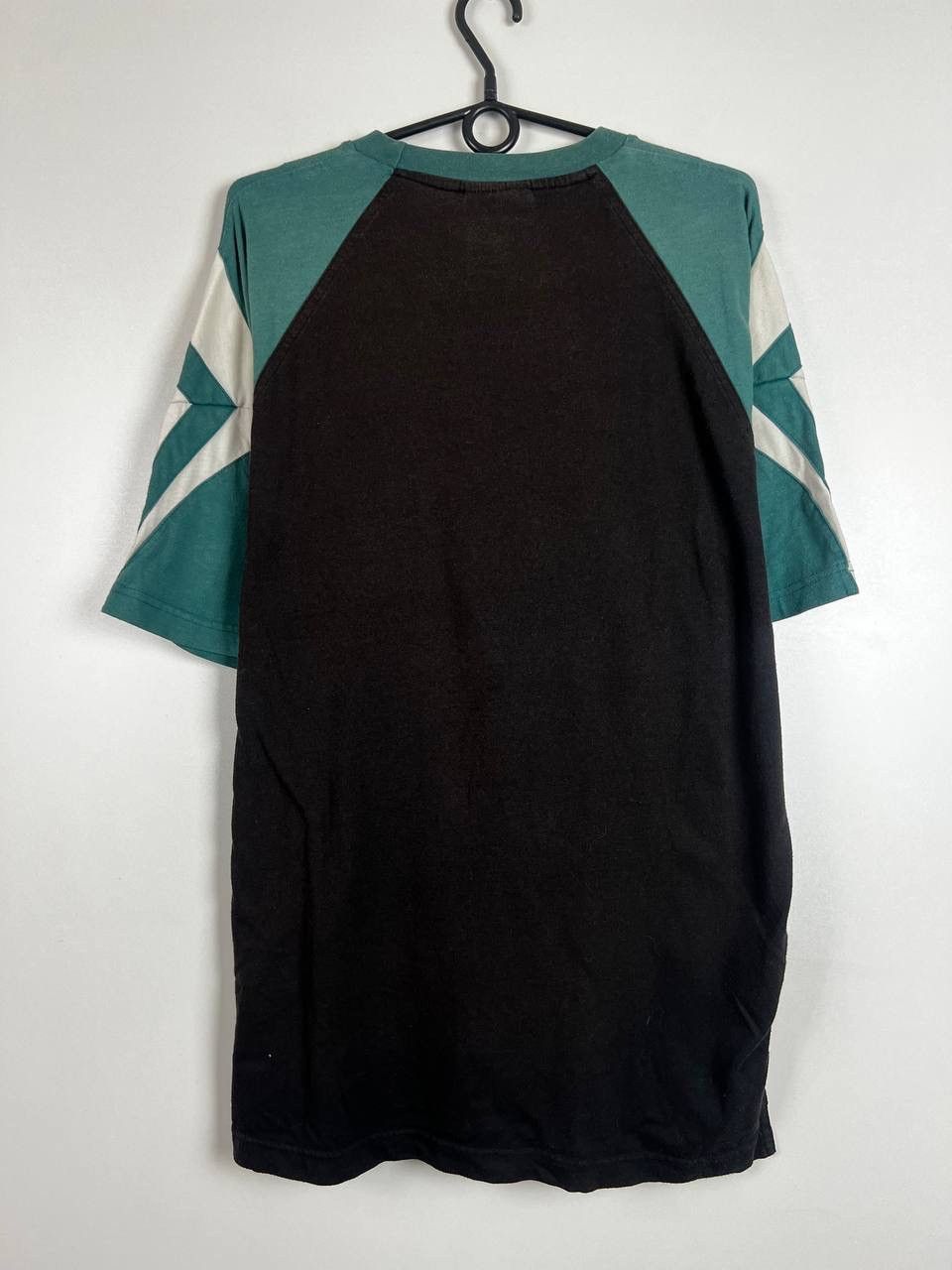 Adidas × Vintage Adidas 90s vintage t-shirts size L Size US L / EU 52-54 / 3 - 3 Thumbnail