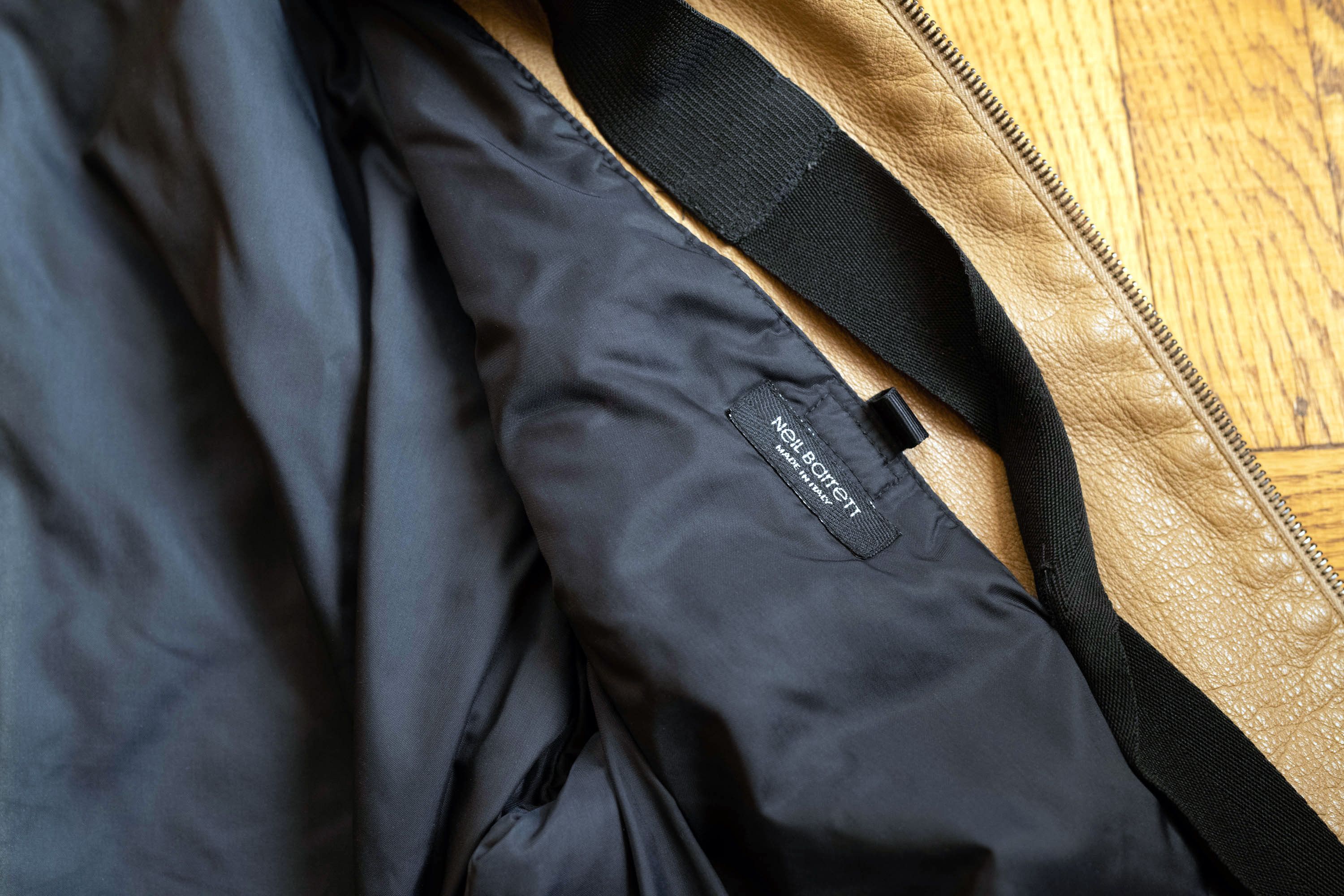 Neil Barrett Debut Collection AW00 'Backpack' Leather Jacket L Size US L / EU 52-54 / 3 - 7 Thumbnail