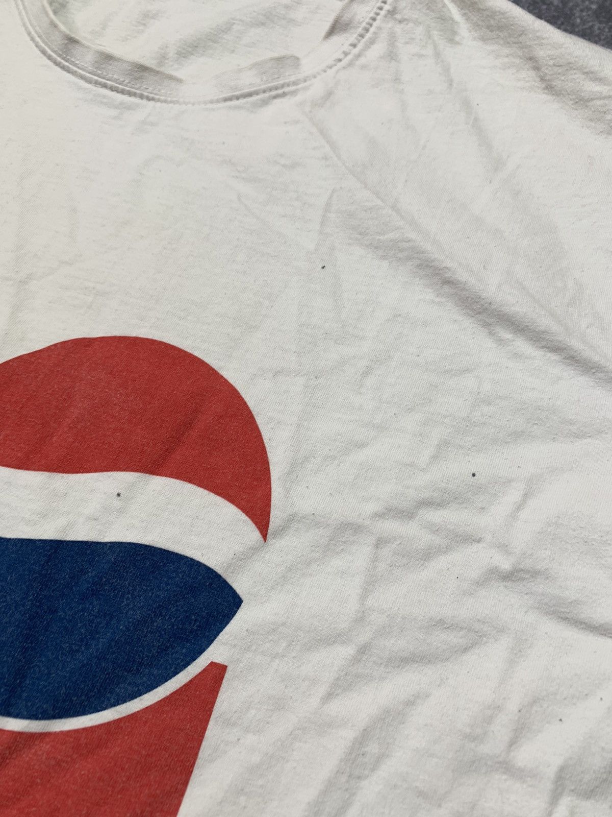 Pepsi × Vintage Vintage Y2K Pepsi t-shirt big logo streetwear style size XL Size US XL / EU 56 / 4 - 6 Thumbnail