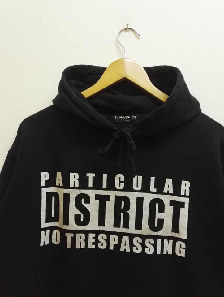 Japanese Brand 🔥STEALS🔥 T-Graphics Particular District No Trespassing Size US XL / EU 56 / 4 - 2 Thumbnail