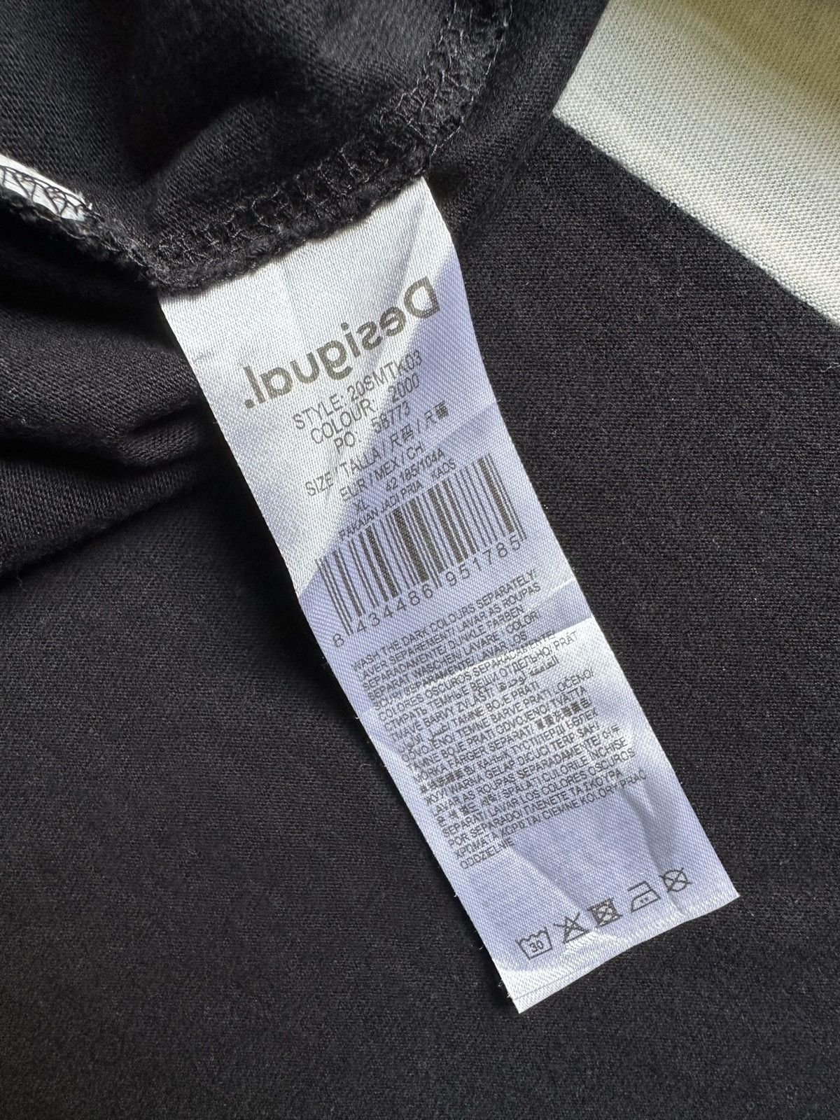 Desigual SS20 Desigual cut and sew tee Size US XL / EU 56 / 4 - 10 Thumbnail