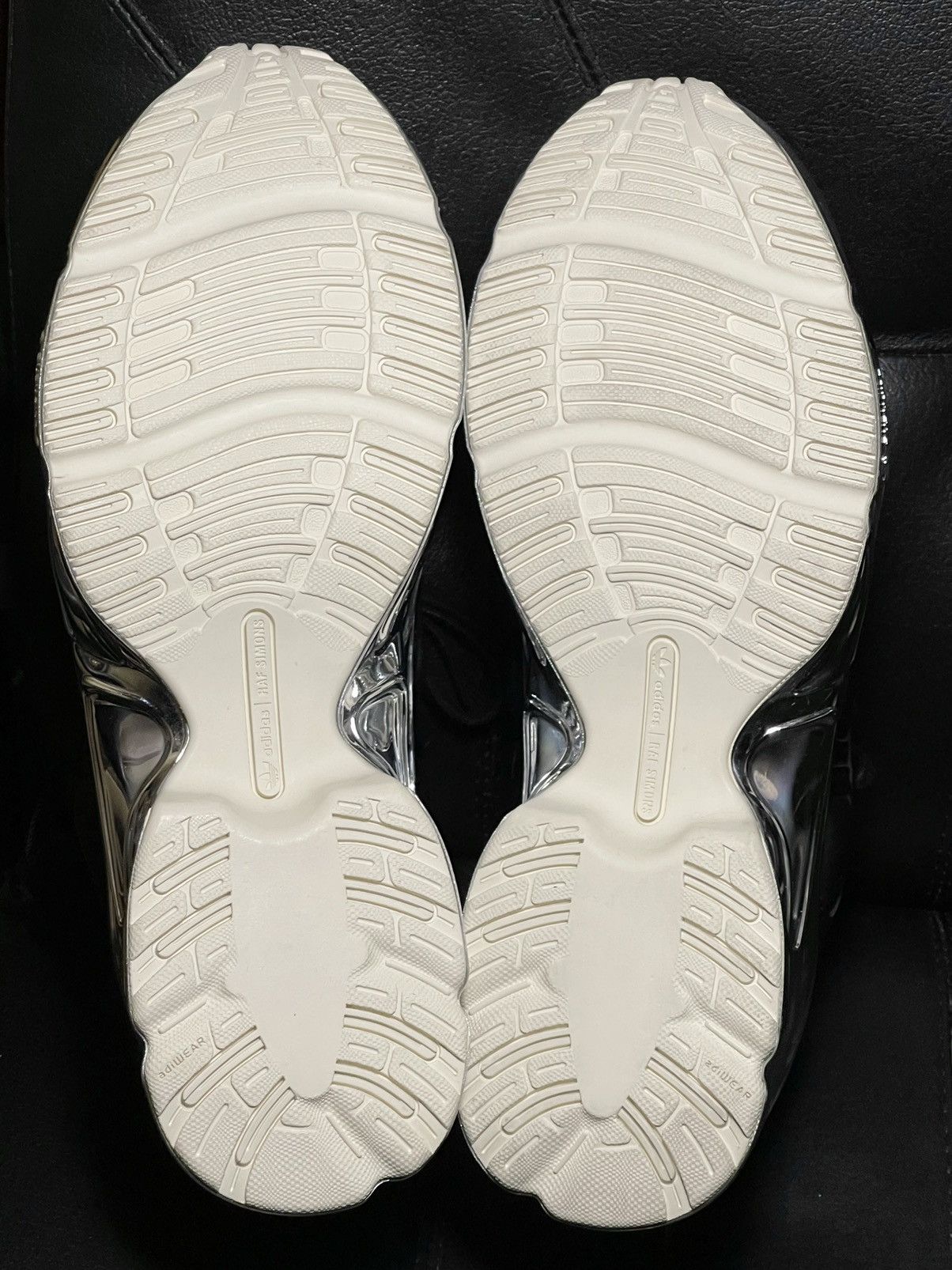 Adidas × Raf Simons Ozweego Mirrored Back Size US 9.5 / EU 42-43 - 8 Thumbnail