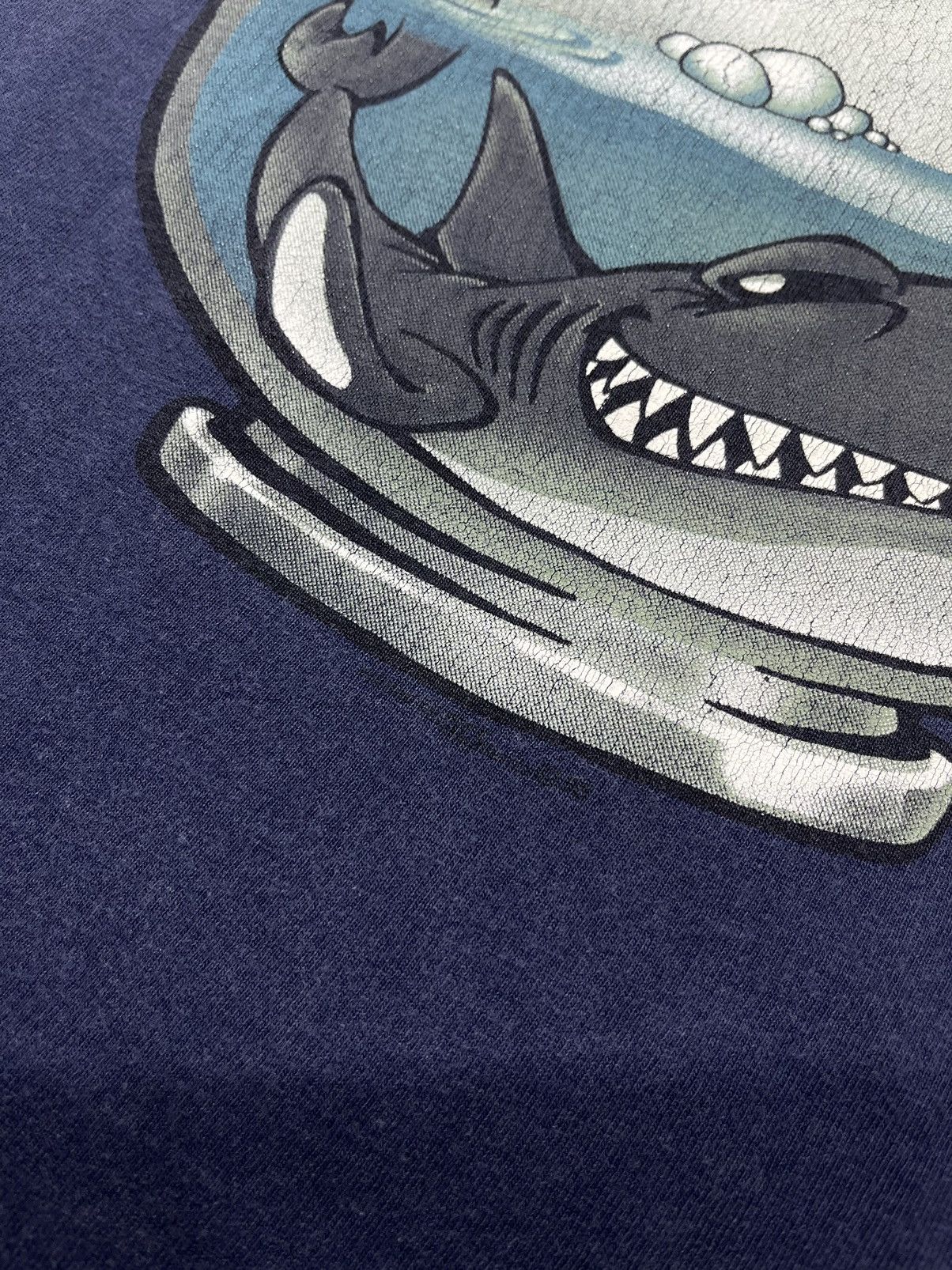 Vintage Vintage High Fish T Shirt Y2K Size US XL / EU 56 / 4 - 4 Thumbnail