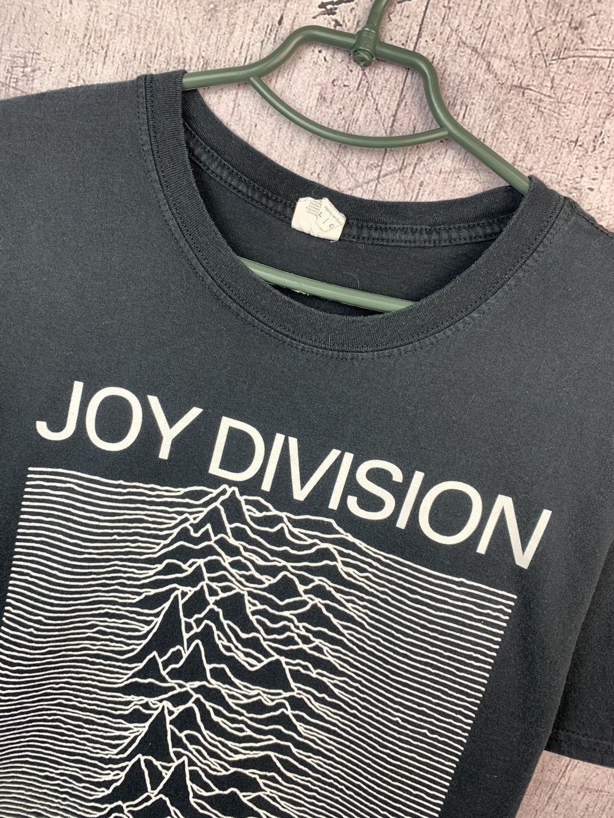 Band Tees × Joy Division × Vintage Vintage Joy Division Unknown Pleasures Tee Size US L / EU 52-54 / 3 - 4 Thumbnail