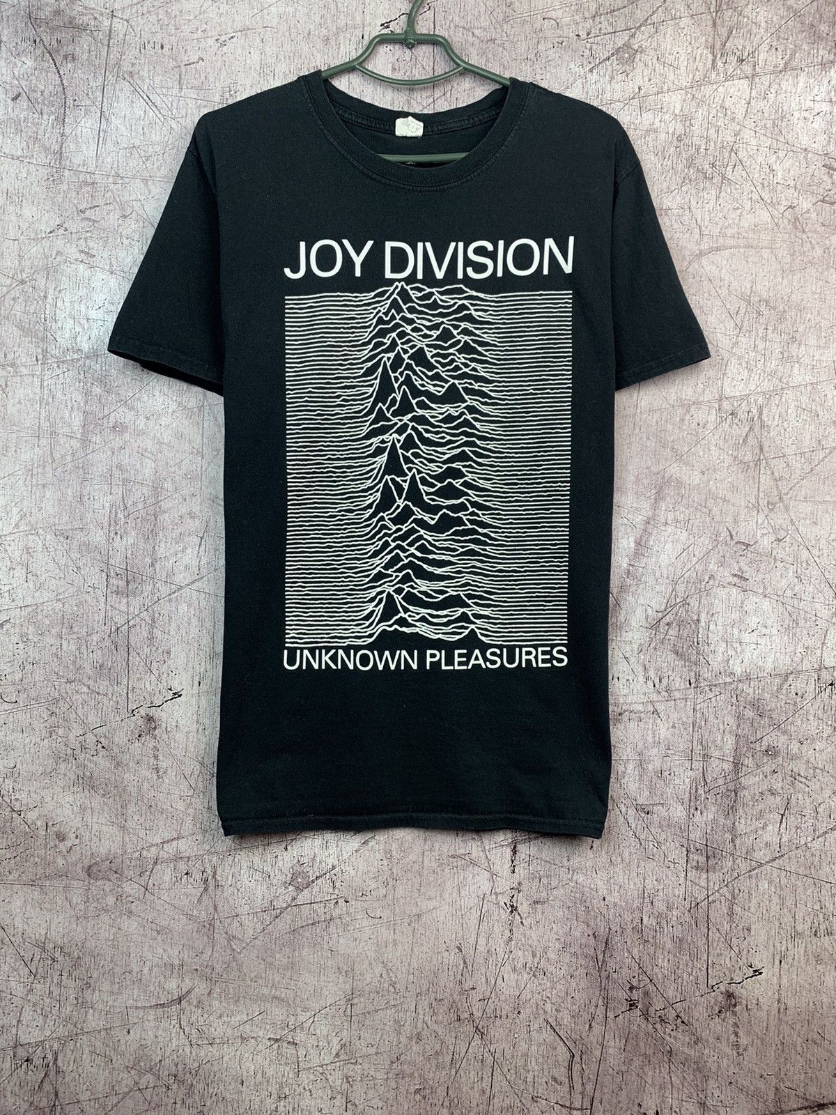 Band Tees × Joy Division × Vintage Vintage Joy Division Unknown Pleasures Tee Size US L / EU 52-54 / 3 - 1 Thumbnail
