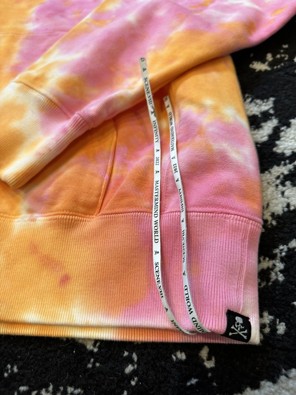Mastermind Japan $1,750 - Mastermind World tie-dye logo hoodie Size US S / EU 44-46 / 1 - 8 Thumbnail