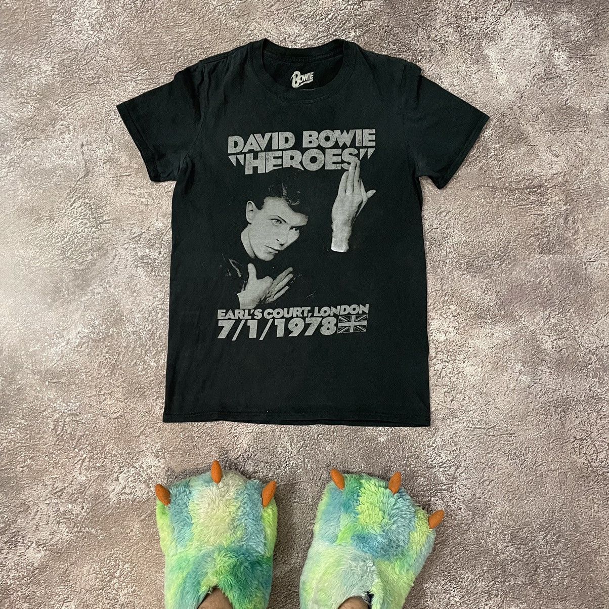 Vintage Vintage 90s David Bowie Graphic Tee Band Tee Grunge Boxy M Size US M / EU 48-50 / 2 - 1 Thumbnail