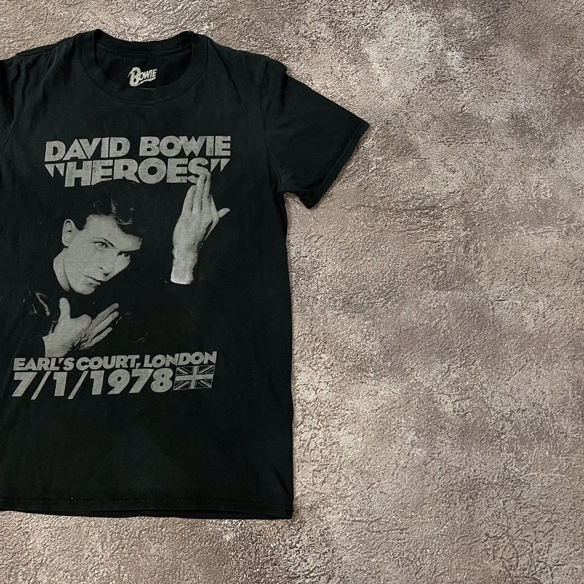 Vintage Vintage 90s David Bowie Graphic Tee Band Tee Grunge Boxy M Size US M / EU 48-50 / 2 - 3 Thumbnail