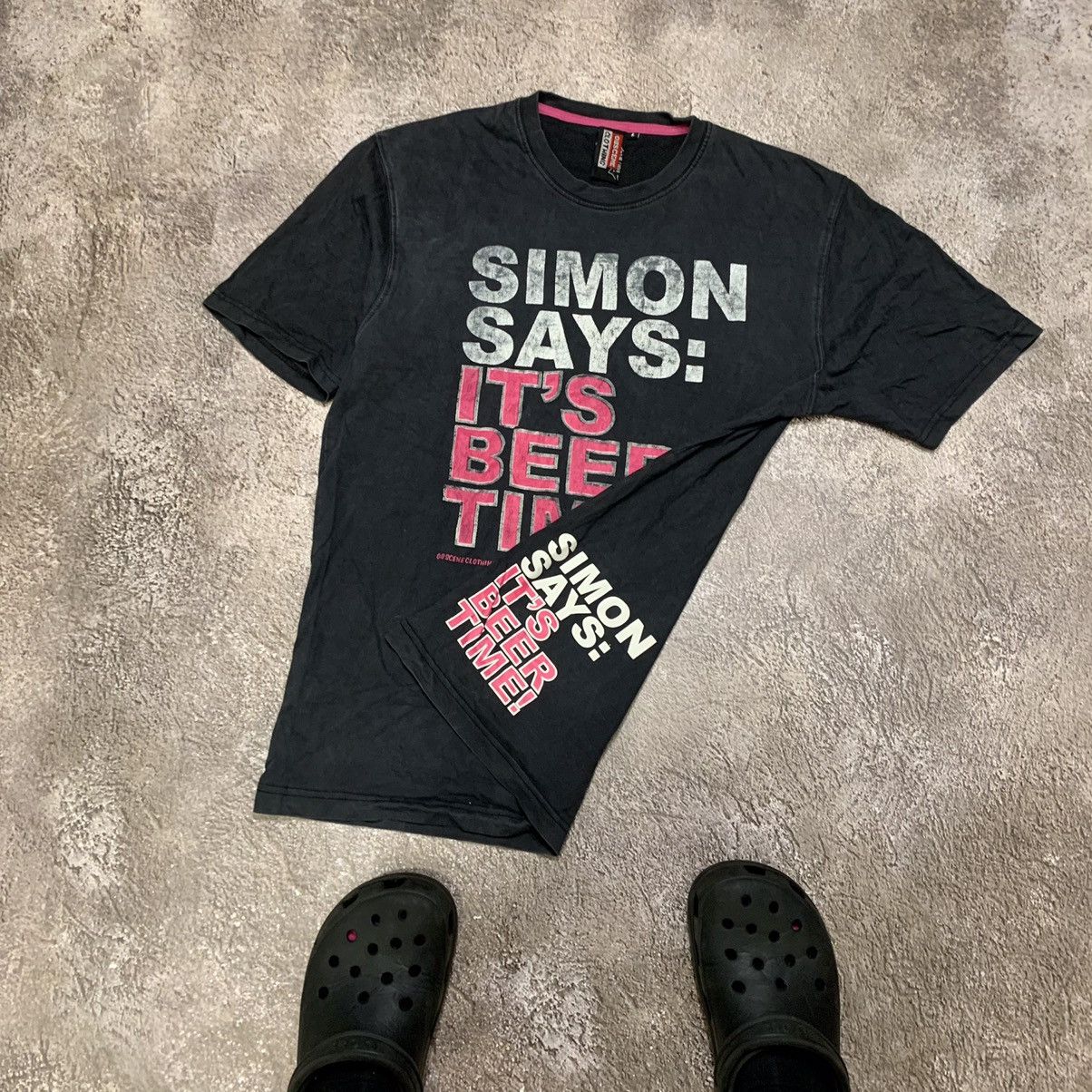 Vintage Vintage 90s Graphic Tee Simon Says Beer Humor Skate Slim L Size US L / EU 52-54 / 3 - 6 Thumbnail