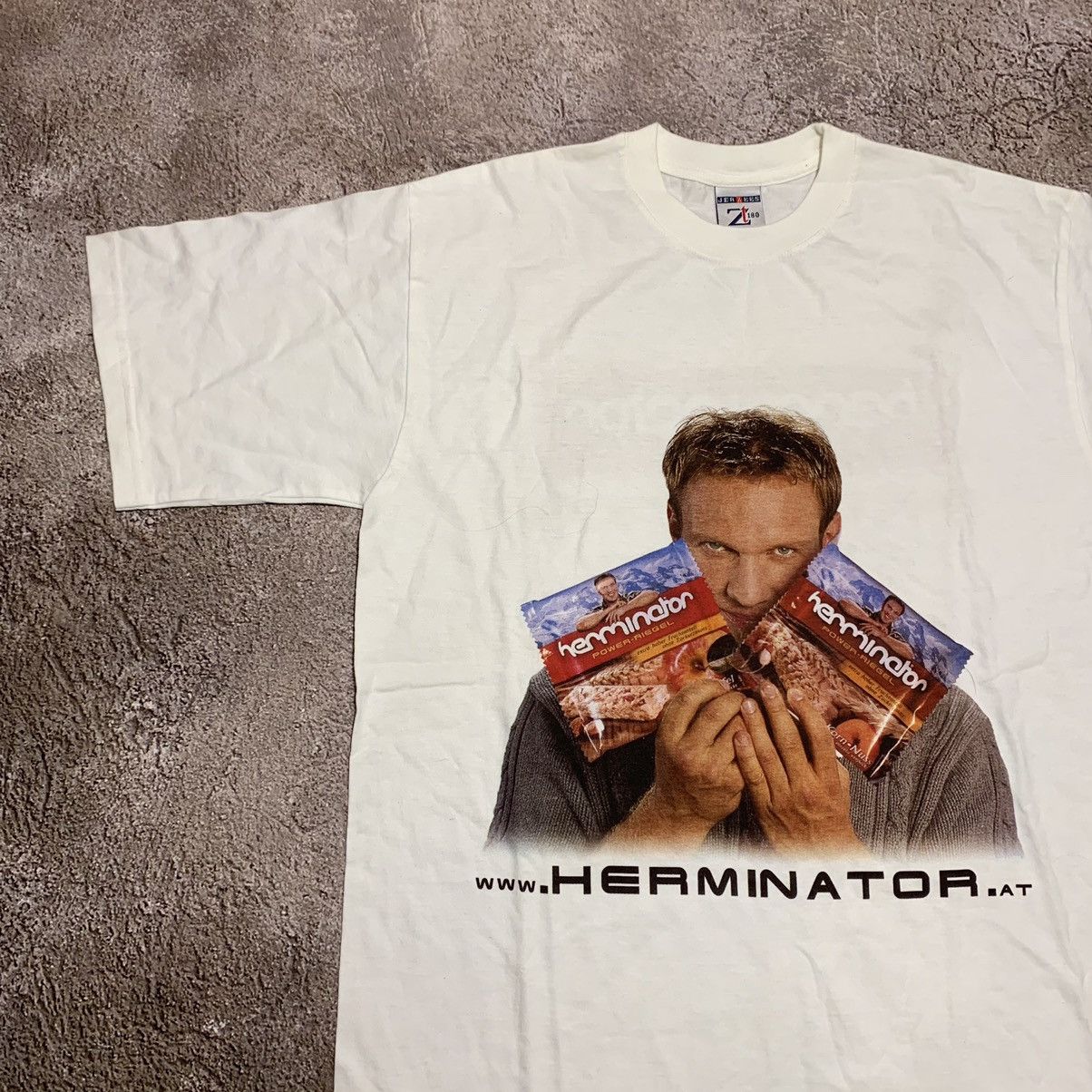 Vintage Vintage 90s Herminator Graphic Tee Sun Faded Humor Streetwea Size US L / EU 52-54 / 3 - 3 Thumbnail