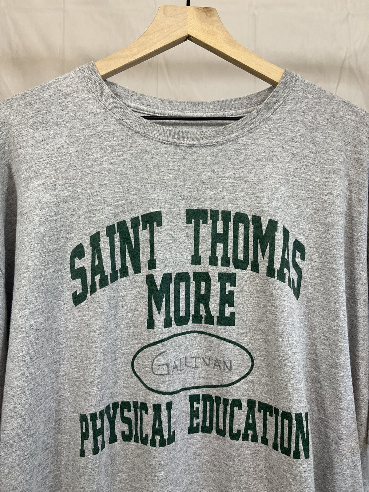 Vintage Vintage Oversized Y2K Phys Ed School Tee Size US XXL / EU 58 / 5 - 3 Thumbnail
