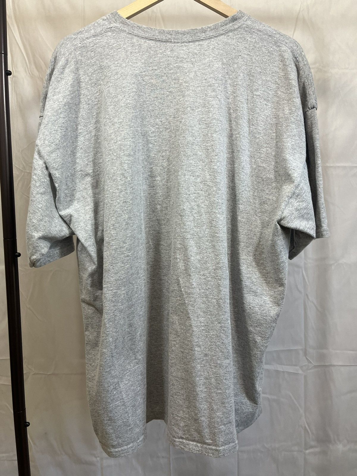 Vintage Vintage Oversized Y2K Phys Ed School Tee Size US XXL / EU 58 / 5 - 8 Thumbnail