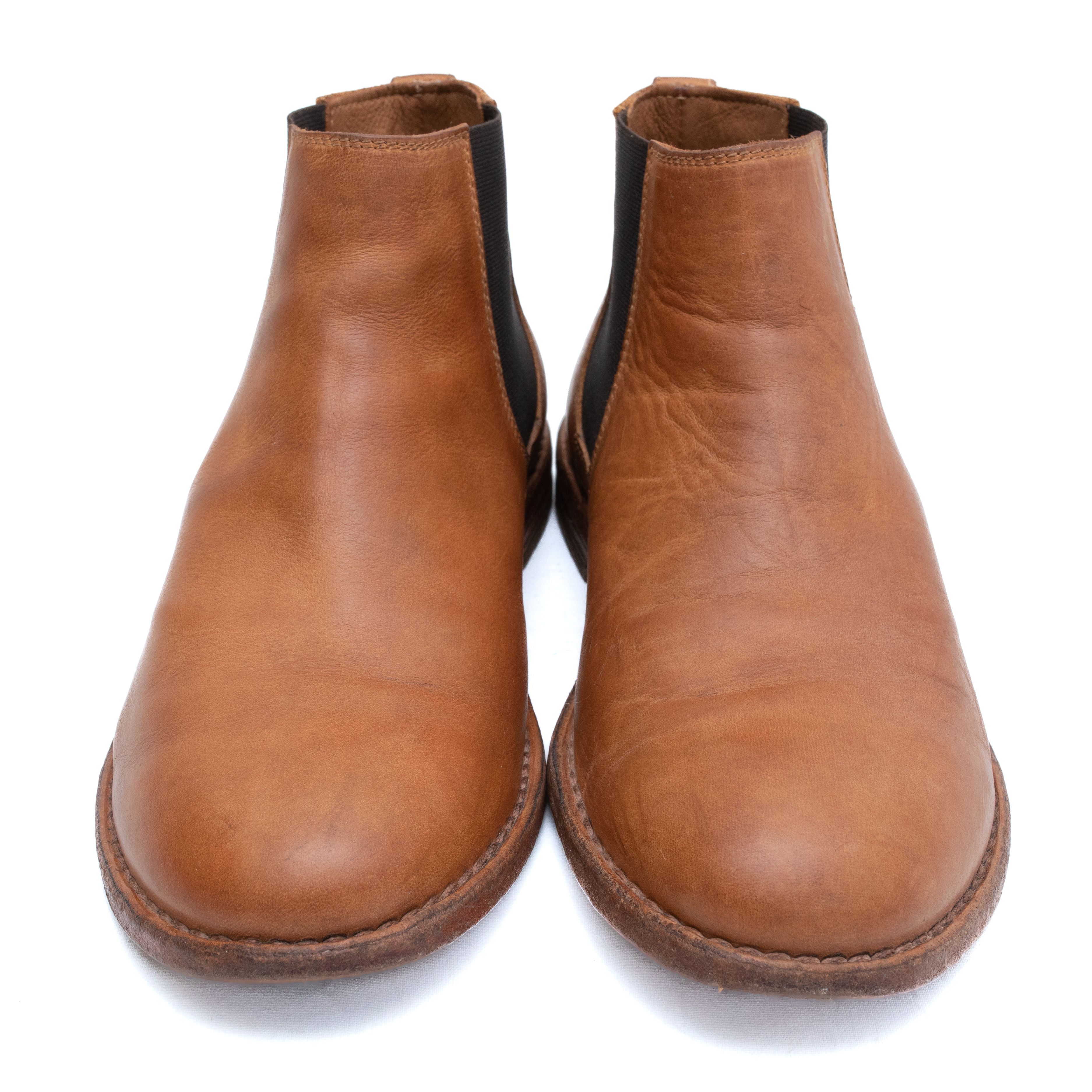 MOMA Ankle Cut Chelsea Boots Boots