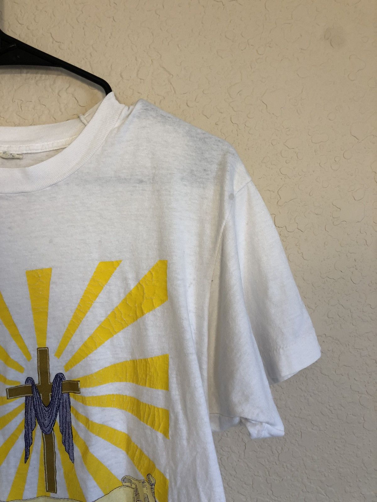 Vintage Distressed Religious Faded Jesus Theme Tee Size US XL / EU 56 / 4 - 5 Thumbnail