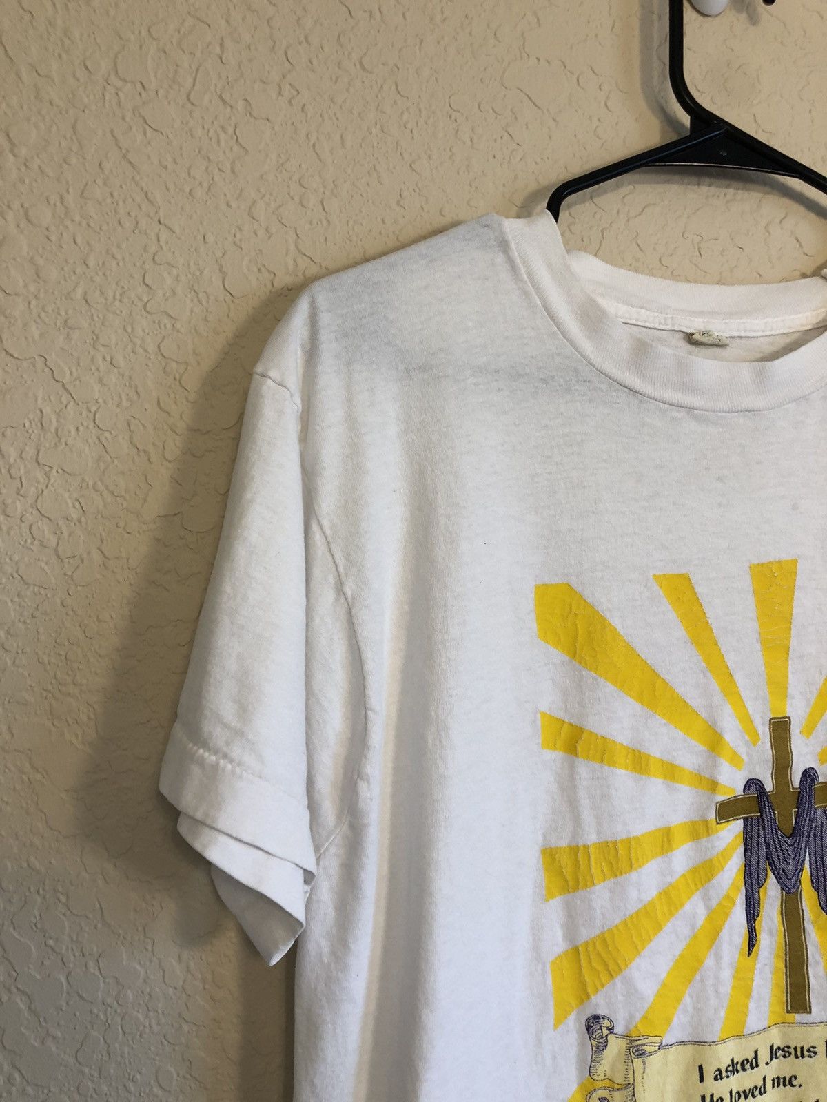 Vintage Distressed Religious Faded Jesus Theme Tee Size US XL / EU 56 / 4 - 7 Thumbnail