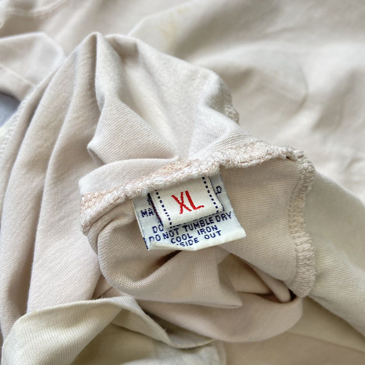 Evisu VINTAGE THRASHED EVISU SEAGULL LOT BIG LOGO T-SHIRT TEE Size US XL / EU 56 / 4 - 14 Thumbnail