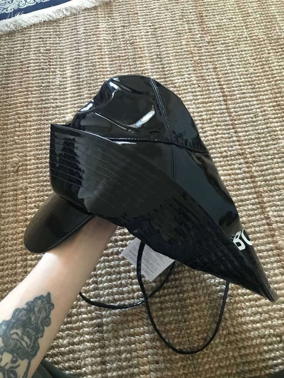 Burberry Burberry Vinyl Rain Hat from SS19 by Ricardo Tisci (0148) Size ONE SIZE - 7 Thumbnail