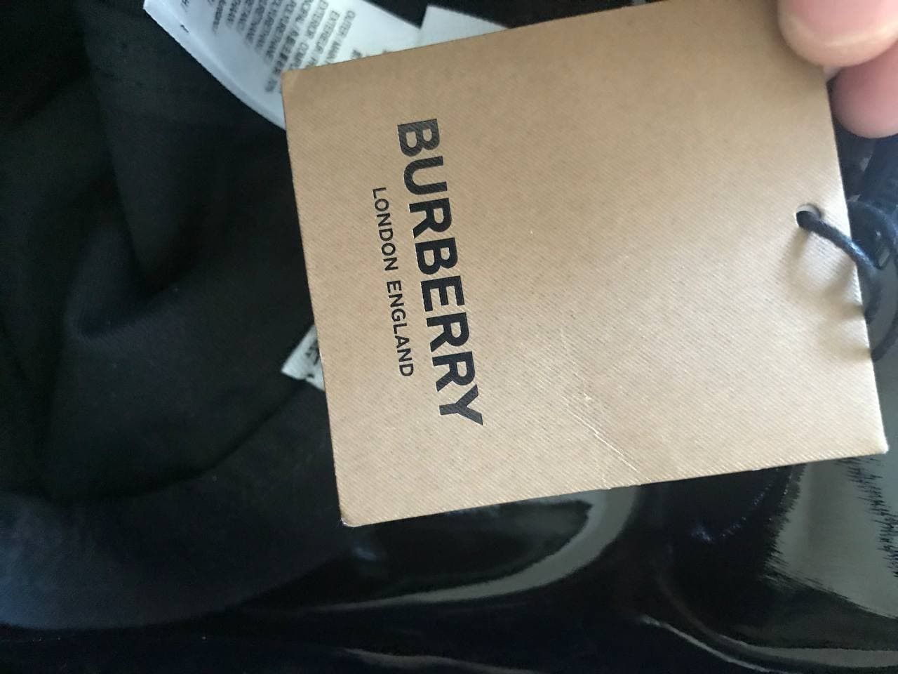 Burberry Burberry Vinyl Rain Hat from SS19 by Ricardo Tisci (0148) Size ONE SIZE - 19 Thumbnail