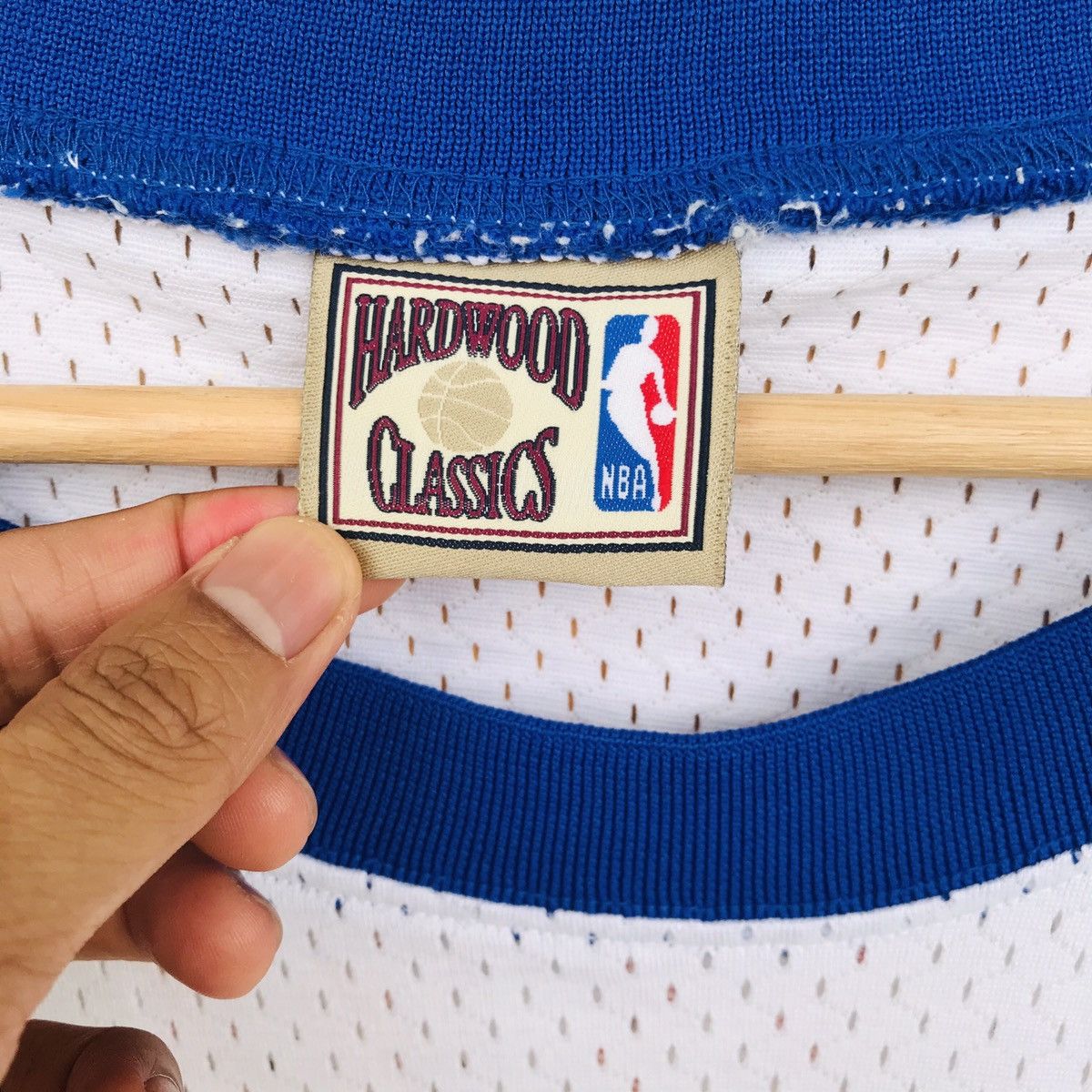 NBA Vintage NBA Lamar ODOM jersey ex-Lakers player/kobe bryant Size US XL / EU 56 / 4 - 3 Thumbnail
