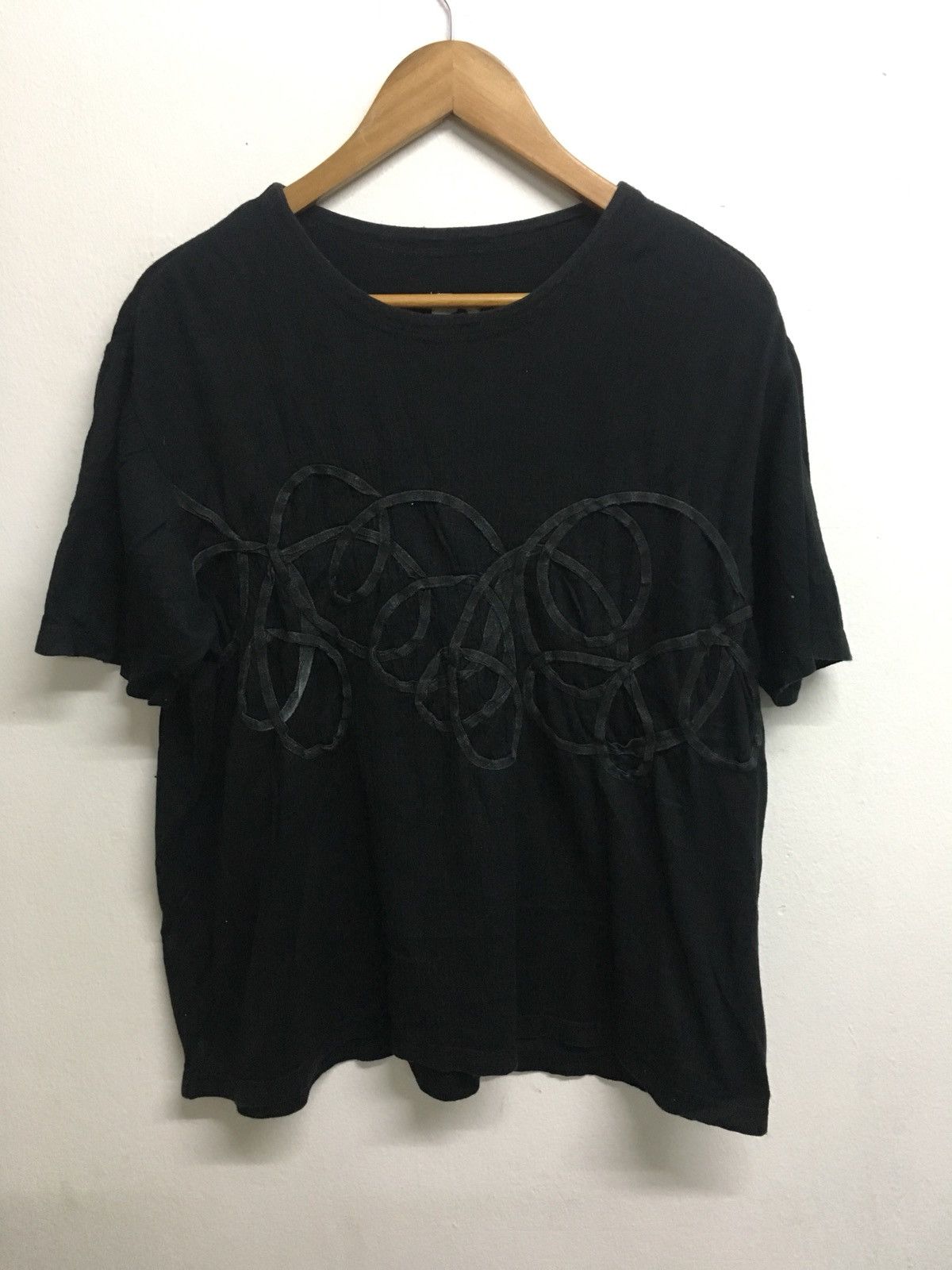 Hai Sporting Gear vintage HAI black tee Size US M / EU 48-50 / 2 - 1 Thumbnail