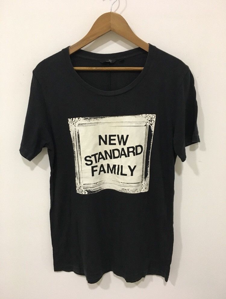 Undercover × Uniqlo new standard family Size US L / EU 52-54 / 3 - 1 Thumbnail
