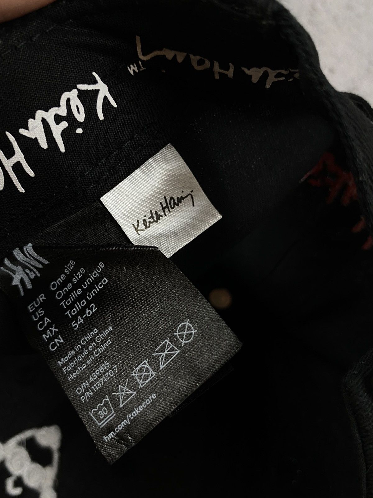 Keith Haring × Vintage Keith Haring x hm logo new cap vintage Size ONE SIZE - 6 Thumbnail