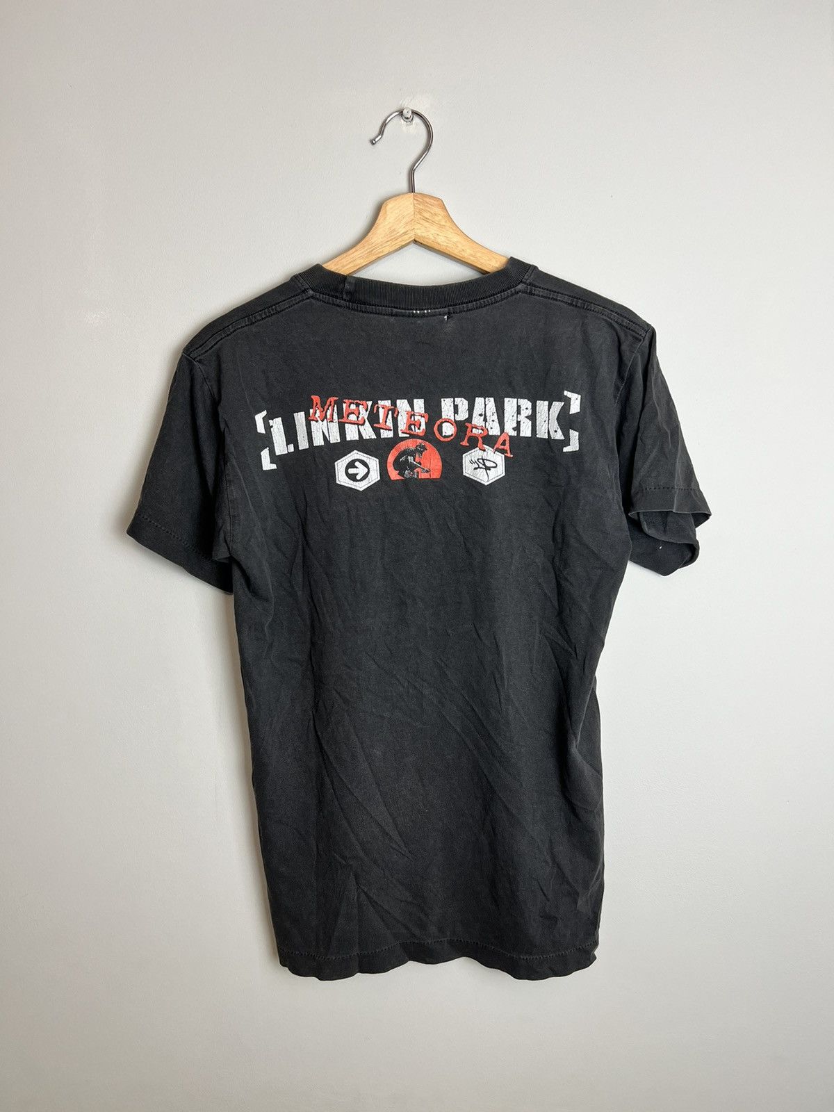 Band Tees Rare Vintage 00s Linkin Park Meteora Numetal Band Tee Size US S / EU 44-46 / 1 - 2 Thumbnail