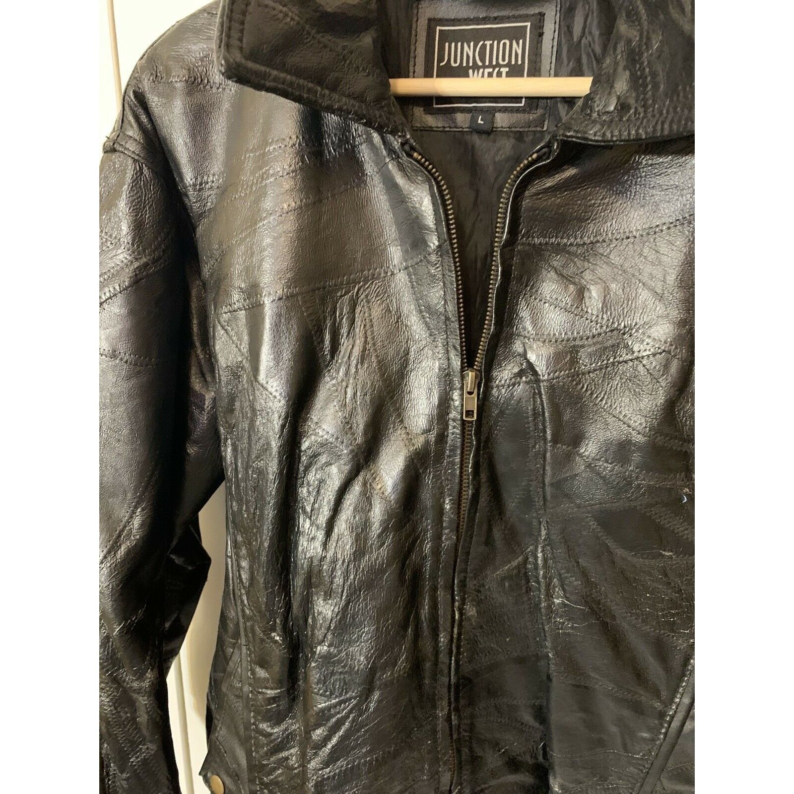 Other JUNCTION WEST LEATHER JACKET Mens Sz L Black Full Zip patchw Size US L / EU 52-54 / 3 - 4 Thumbnail