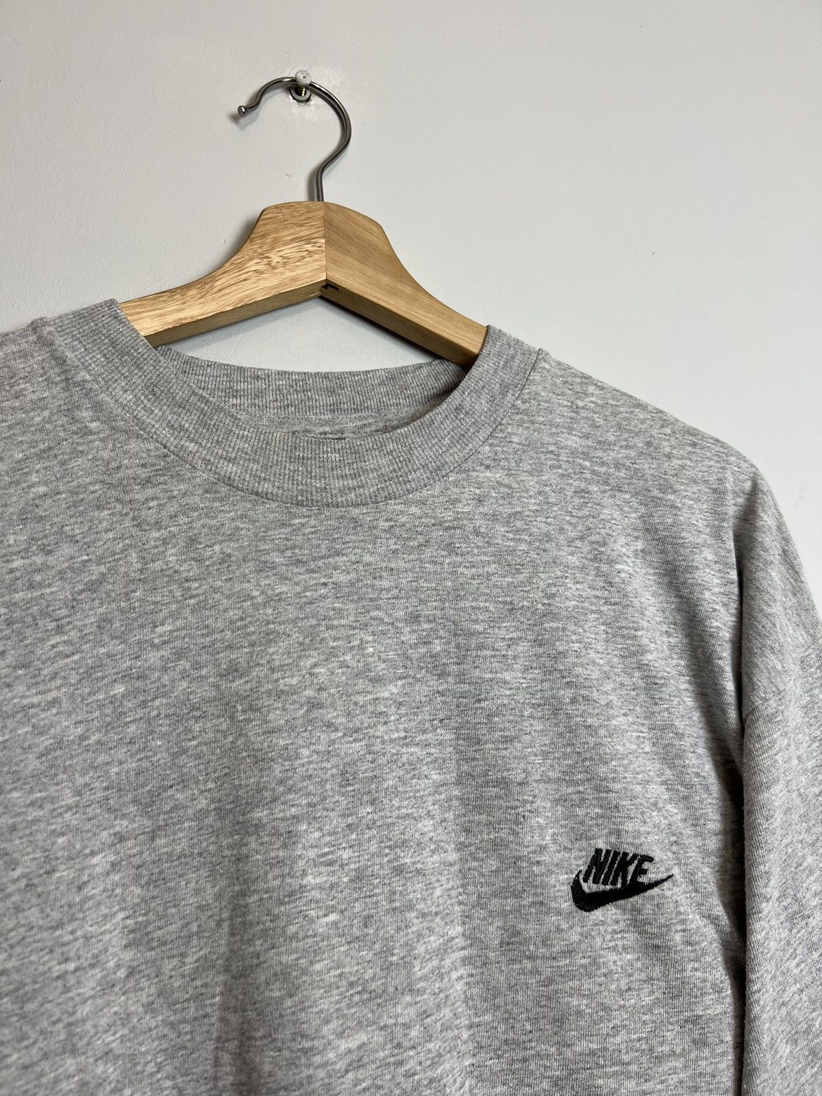 Nike × Vintage Vintage 90s Nike Travis Scott Swoosh T-Shirt Washed Grey Size US XL / EU 56 / 4 - 2 Thumbnail