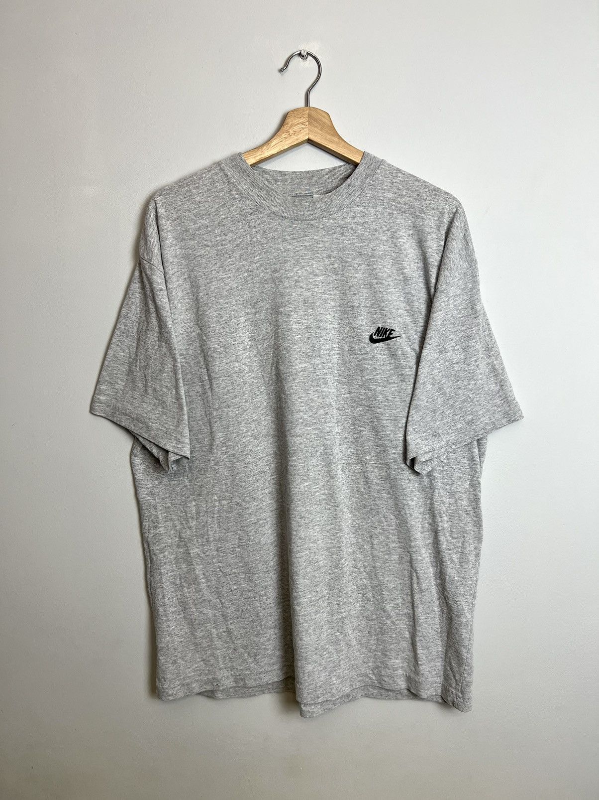 Nike × Vintage Vintage 90s Nike Travis Scott Swoosh T-Shirt Washed Grey Size US XL / EU 56 / 4 - 1 Thumbnail