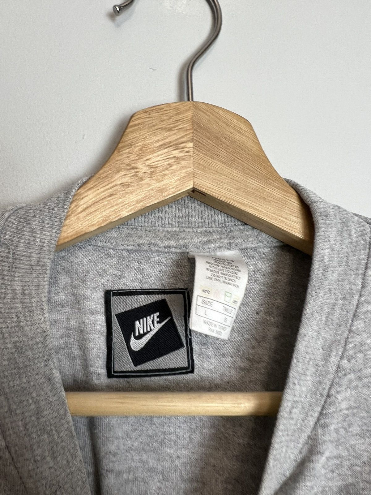 Nike × Vintage Vintage 90s Nike Travis Scott Swoosh T-Shirt Washed Grey Size US XL / EU 56 / 4 - 3 Thumbnail