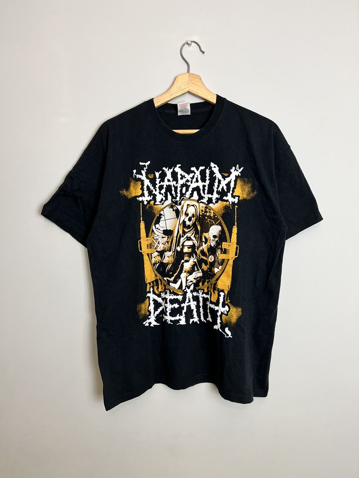 Band Tees Vintage Y2K Napalm Death Grind Metal Band Tshirt 00s Goth Size US L / EU 52-54 / 3 - 1 Thumbnail