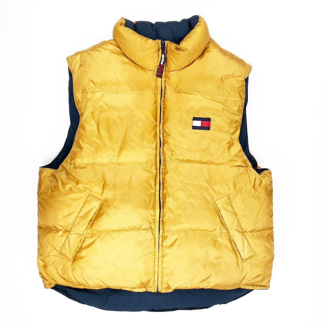 Tommy Hilfiger Tommy Hilfiger Vintage Gold Reversible Vest Size US L / EU 52-54 / 3 - 1 Thumbnail