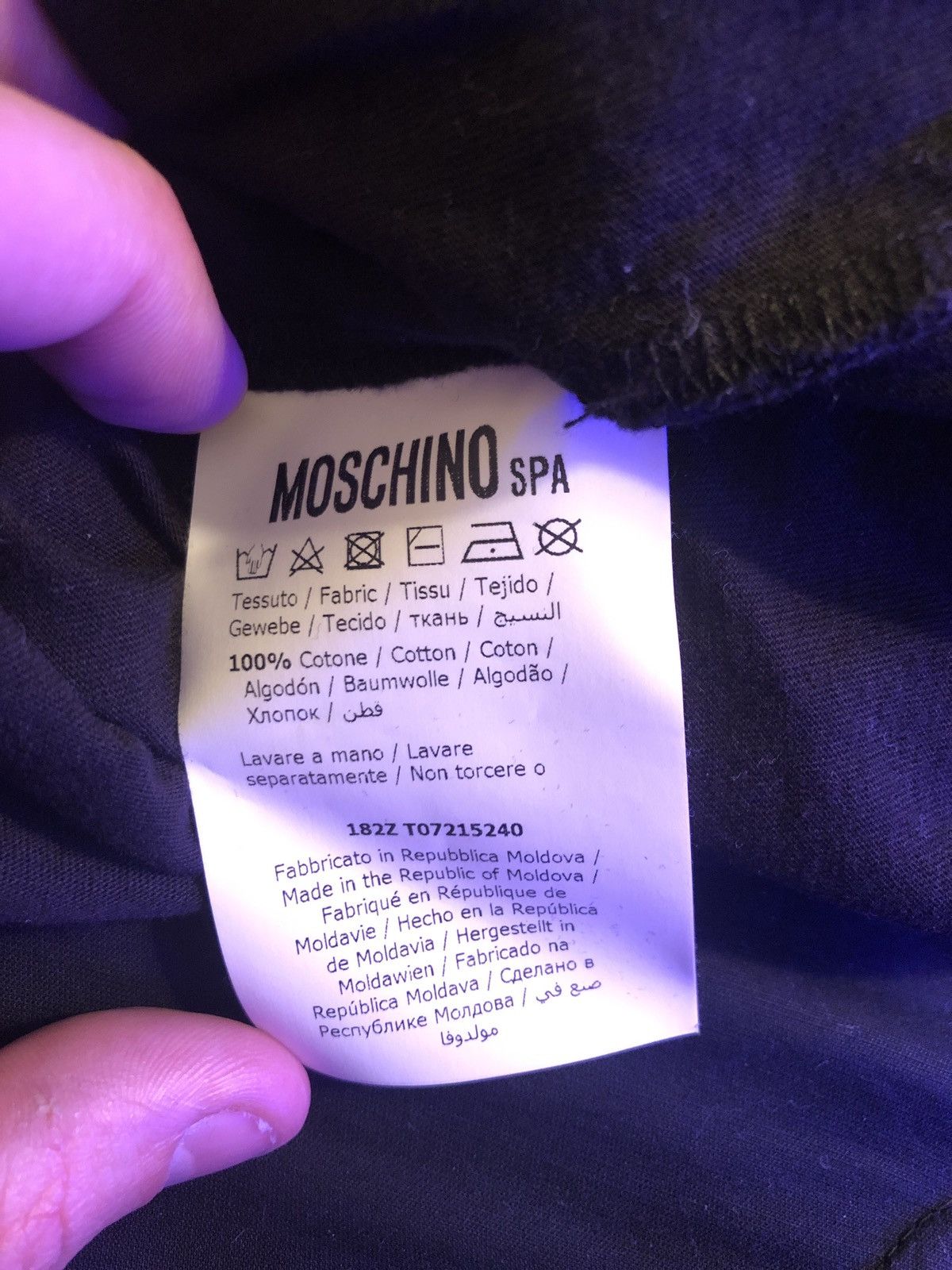 Moschino Moschino Milano Logo Tee Shirt Size US XL / EU 56 / 4 - 5 Thumbnail