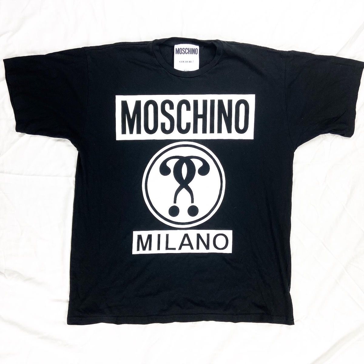 Moschino Moschino Milano Logo Tee Shirt Size US XL / EU 56 / 4 - 1 Preview