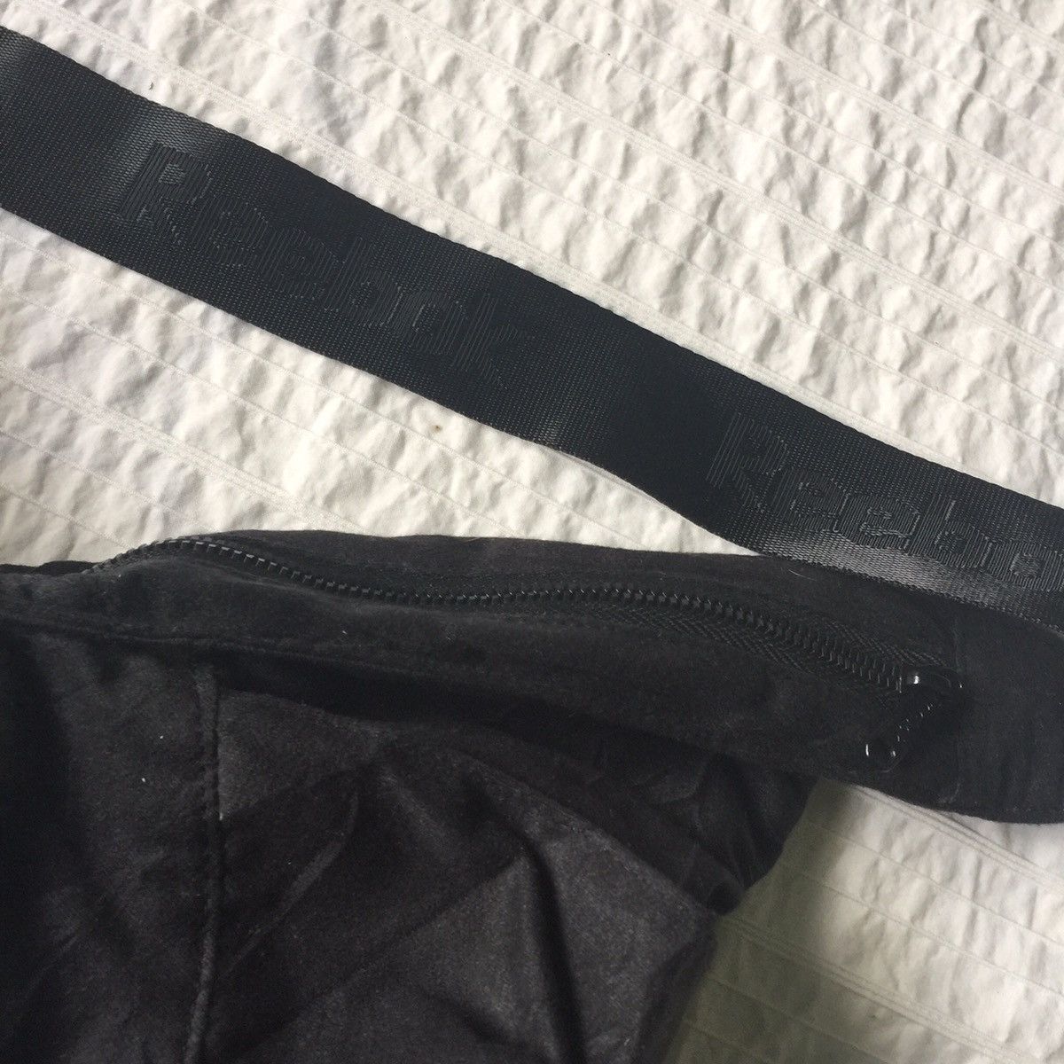 Reebok Reebok sling bag shoulder bag crossbody bag Size ONE SIZE - 11 Thumbnail