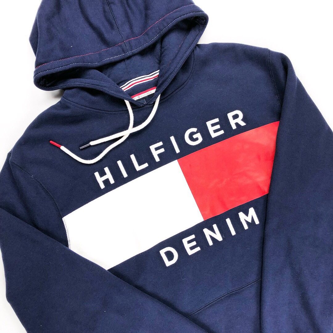 Tommy Hilfiger Tommy Hilfiger Big Flag Box Logo Sweatshirt Size US XL / EU 56 / 4 - 1 Thumbnail