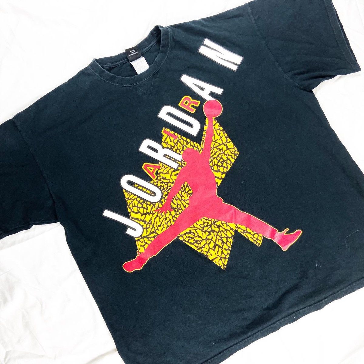 Jordan Brand Air Jordan Vintage 90s Logo Tee Shirt Size US XXL / EU 58 / 5 - 2 Thumbnail