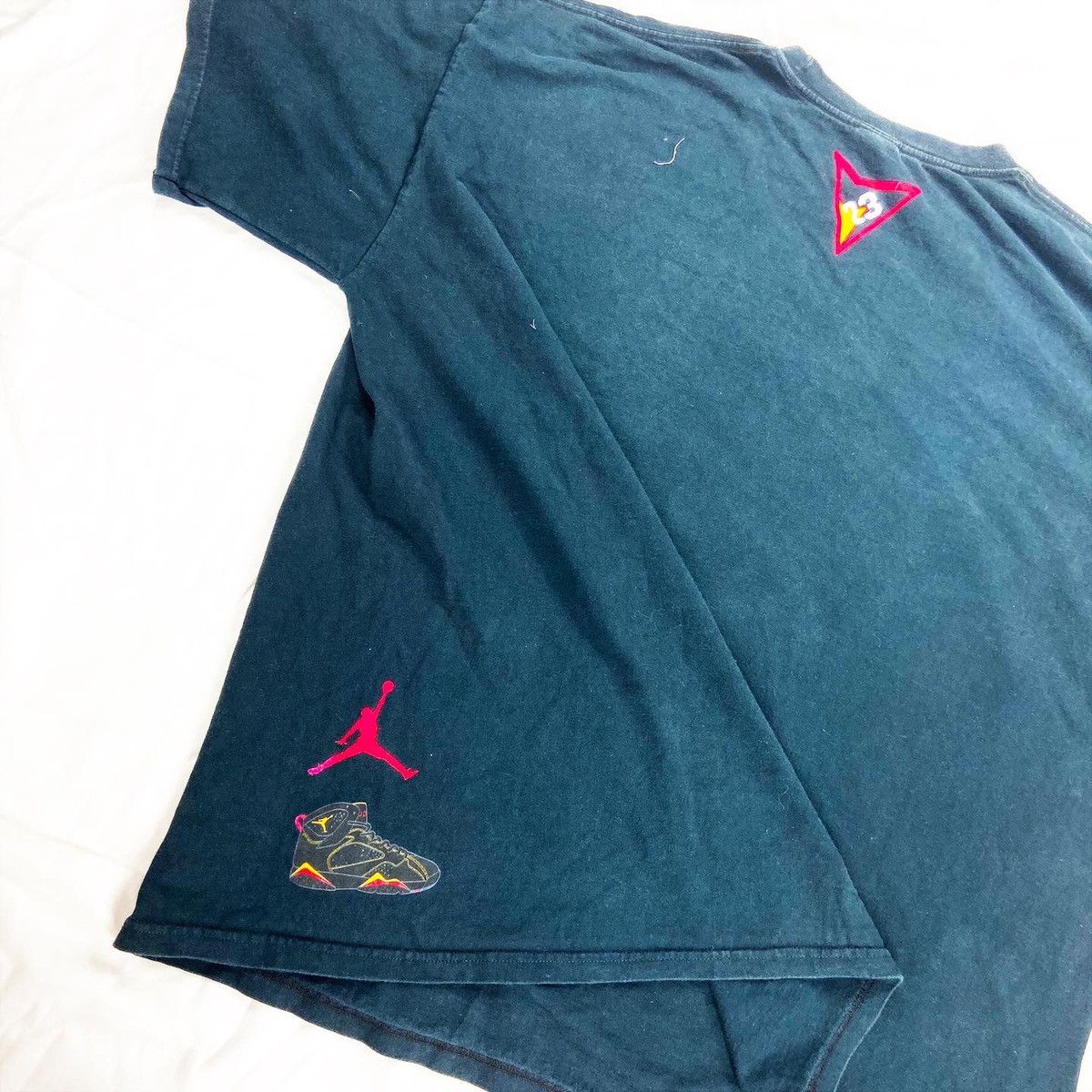 Jordan Brand Air Jordan Vintage 90s Logo Tee Shirt Size US XXL / EU 58 / 5 - 3 Thumbnail