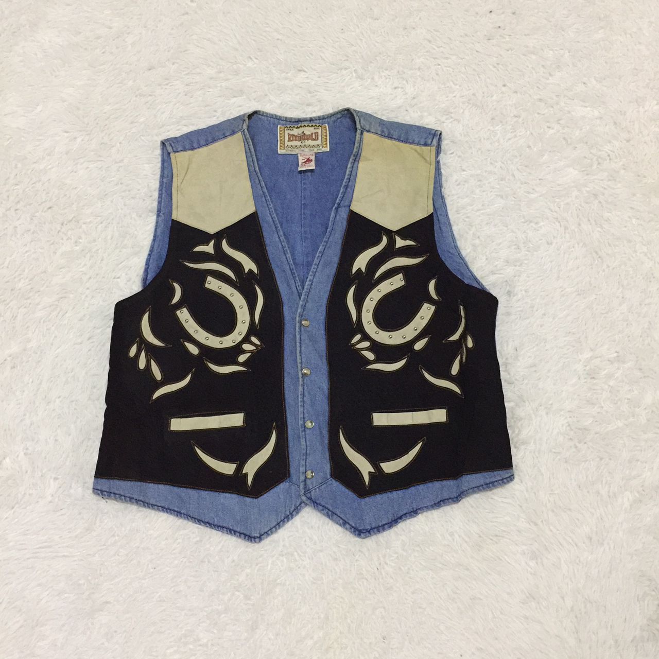Other River Gold Vest Made in Morocco Size US L / EU 52-54 / 3 - 9 Thumbnail