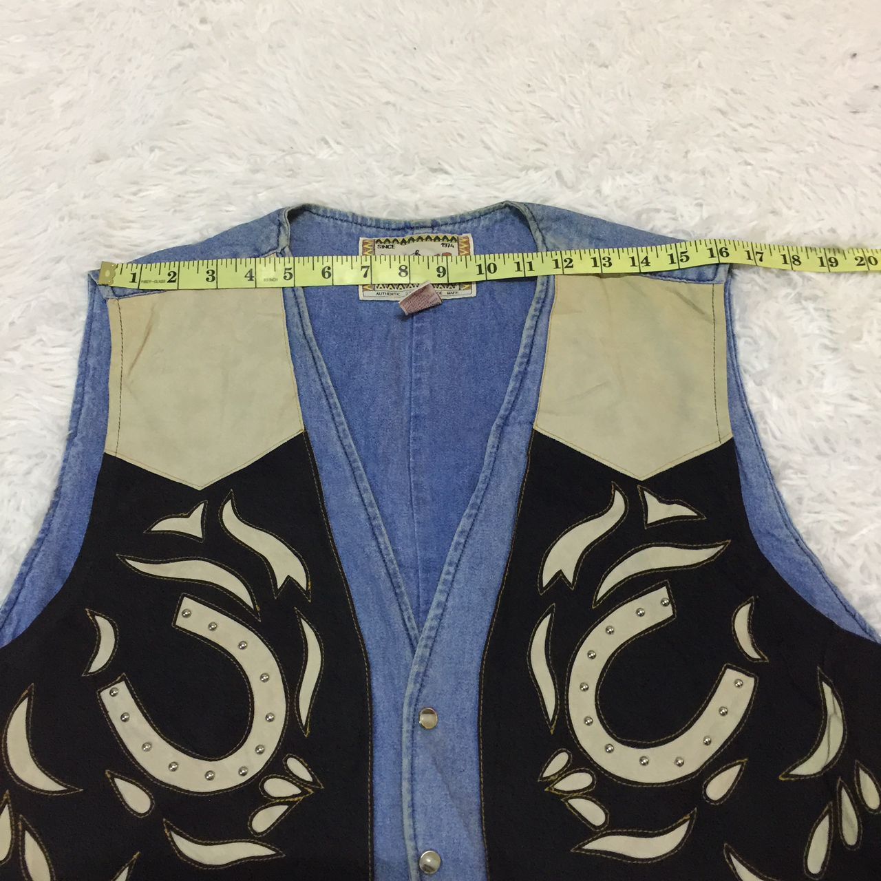 Other River Gold Vest Made in Morocco Size US L / EU 52-54 / 3 - 4 Thumbnail
