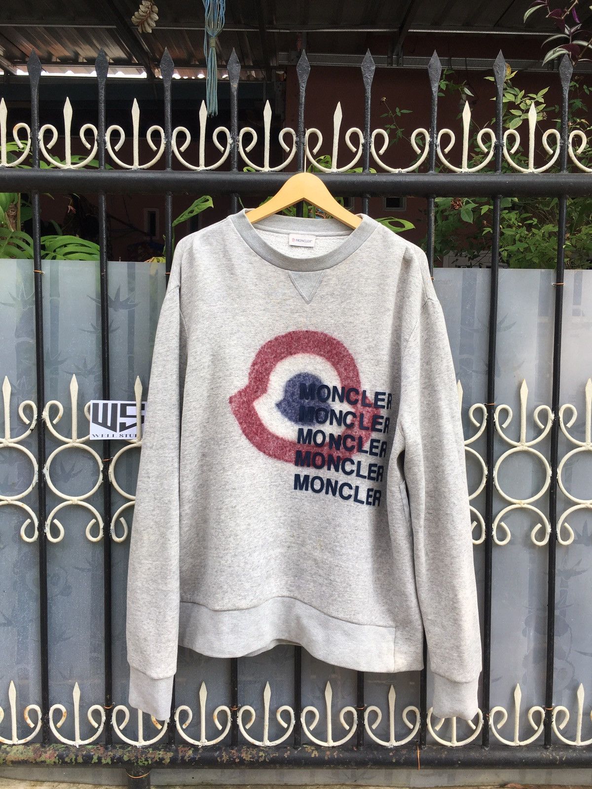 image of Moncler Crewneck in Grey, Men's (Size XL)