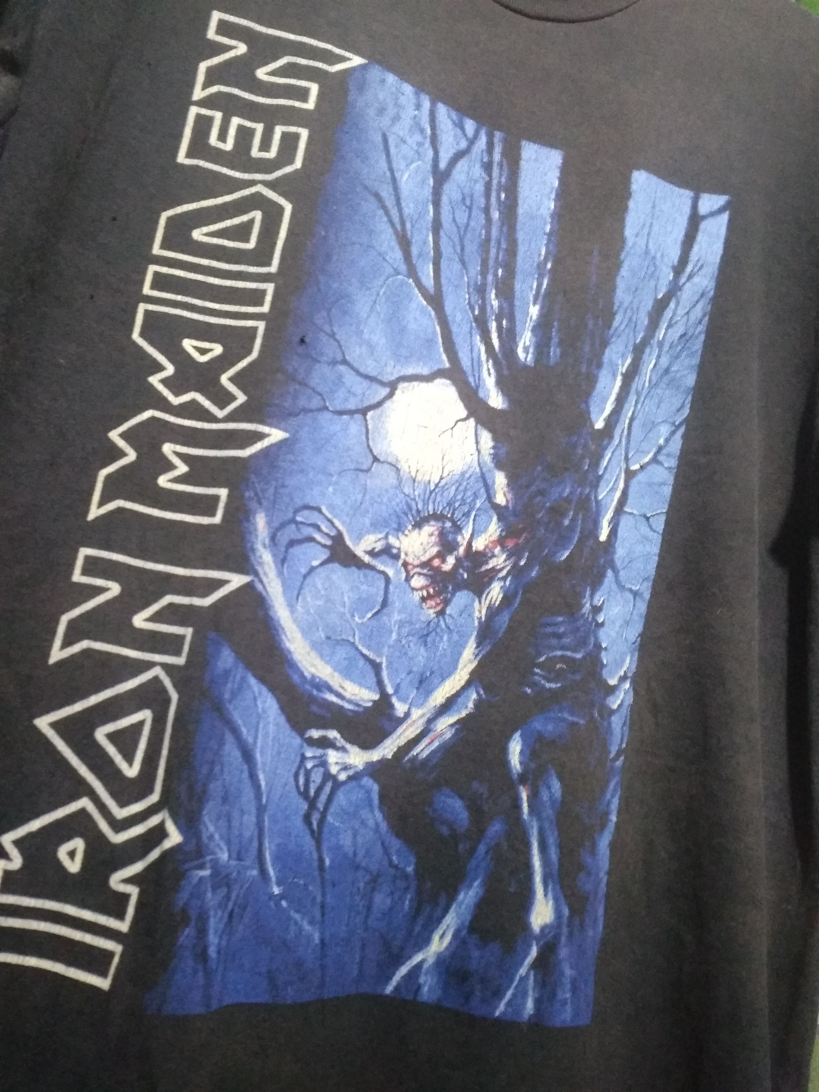 Band Tees × Iron Maiden × Vintage Vintage faded Iron Maiden Fear of the dark t shirt rare Size US L / EU 52-54 / 3 - 9 Thumbnail