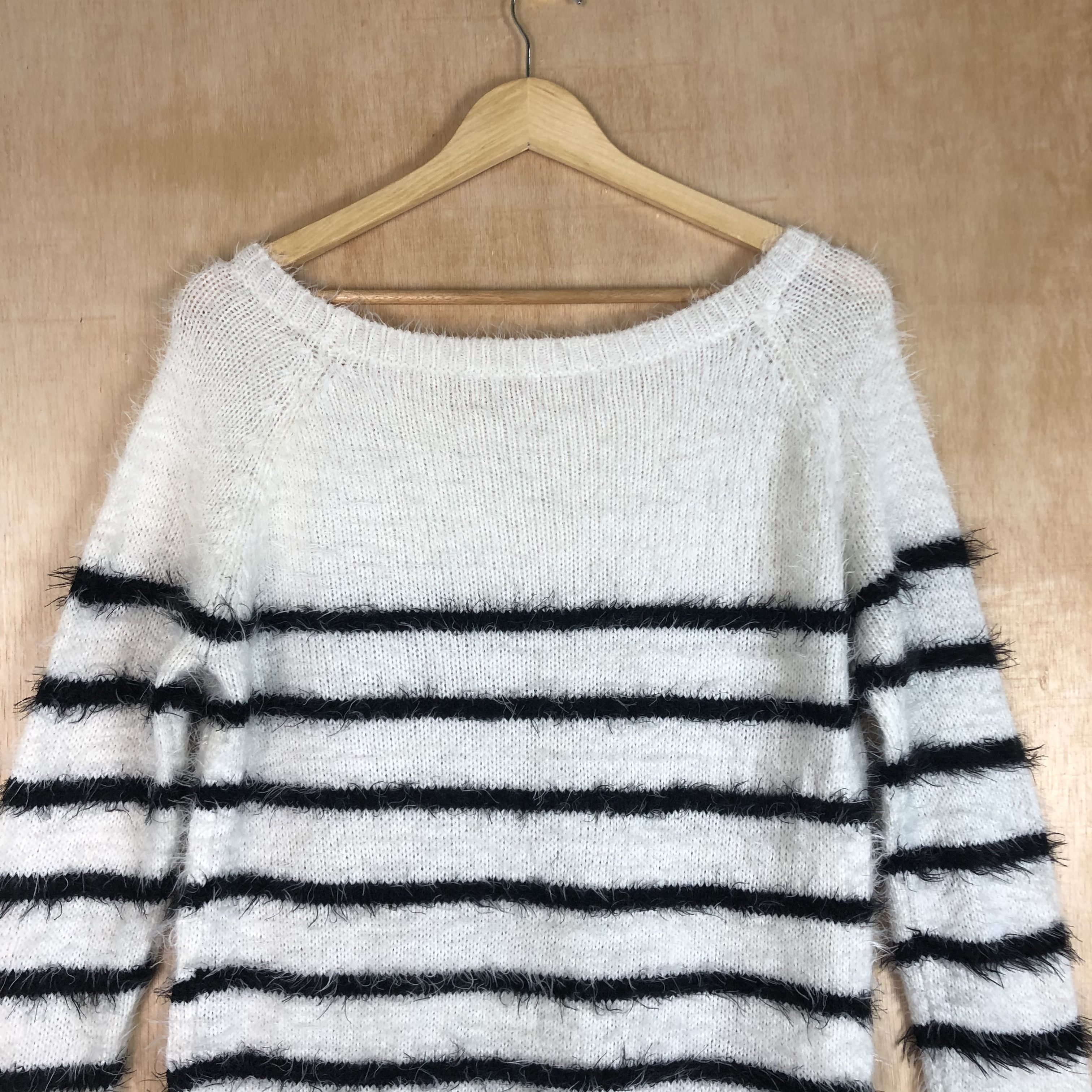 Aran Isles Knitwear × Homespun Knitwear × OVER THE STRiPES DLL Latina Black white Mohair shaggy fur Knitwear #c057 Size M / US 6-8 / IT 42-44 - 10 Thumbnail