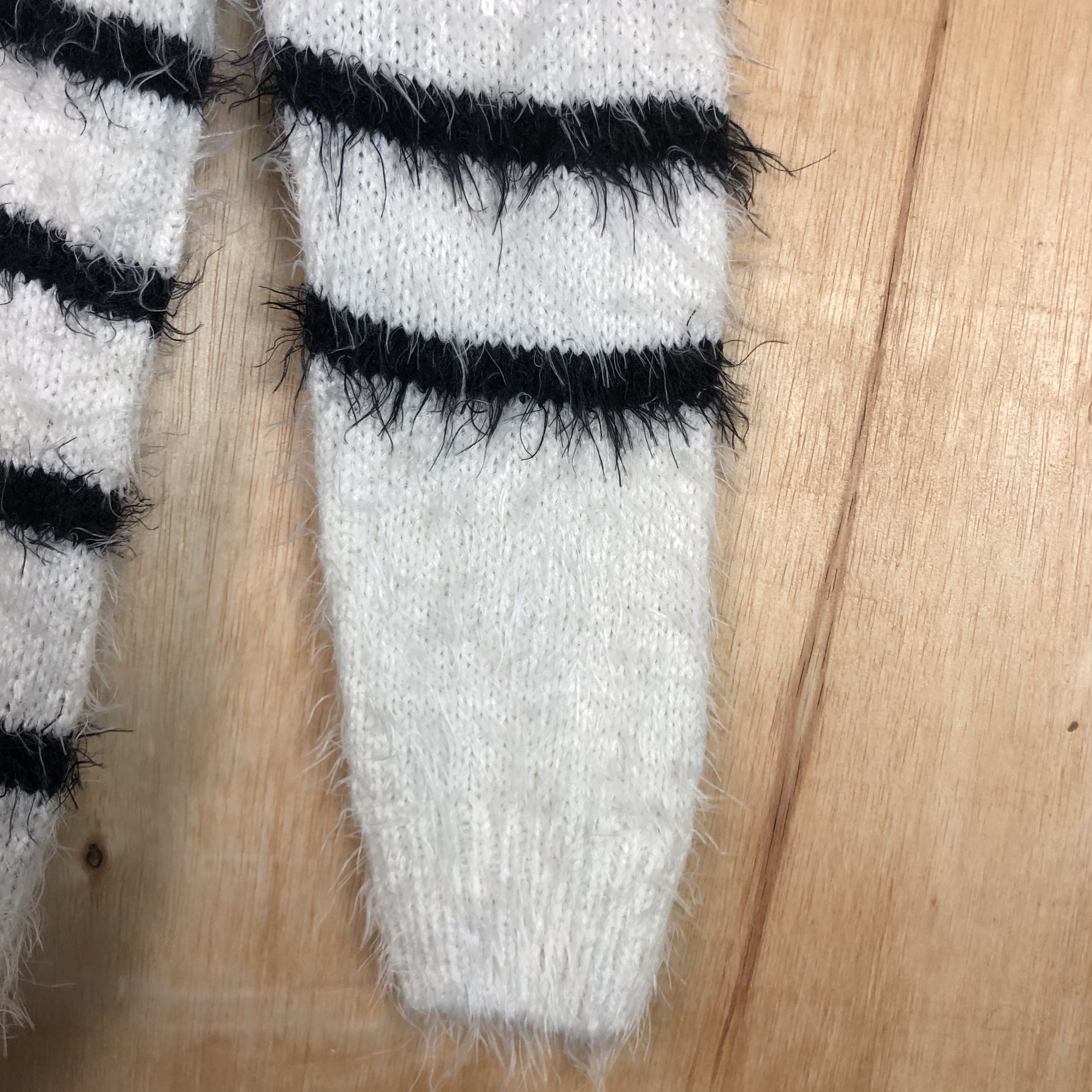 Aran Isles Knitwear × Homespun Knitwear × OVER THE STRiPES DLL Latina Black white Mohair shaggy fur Knitwear #c057 Size M / US 6-8 / IT 42-44 - 3 Thumbnail